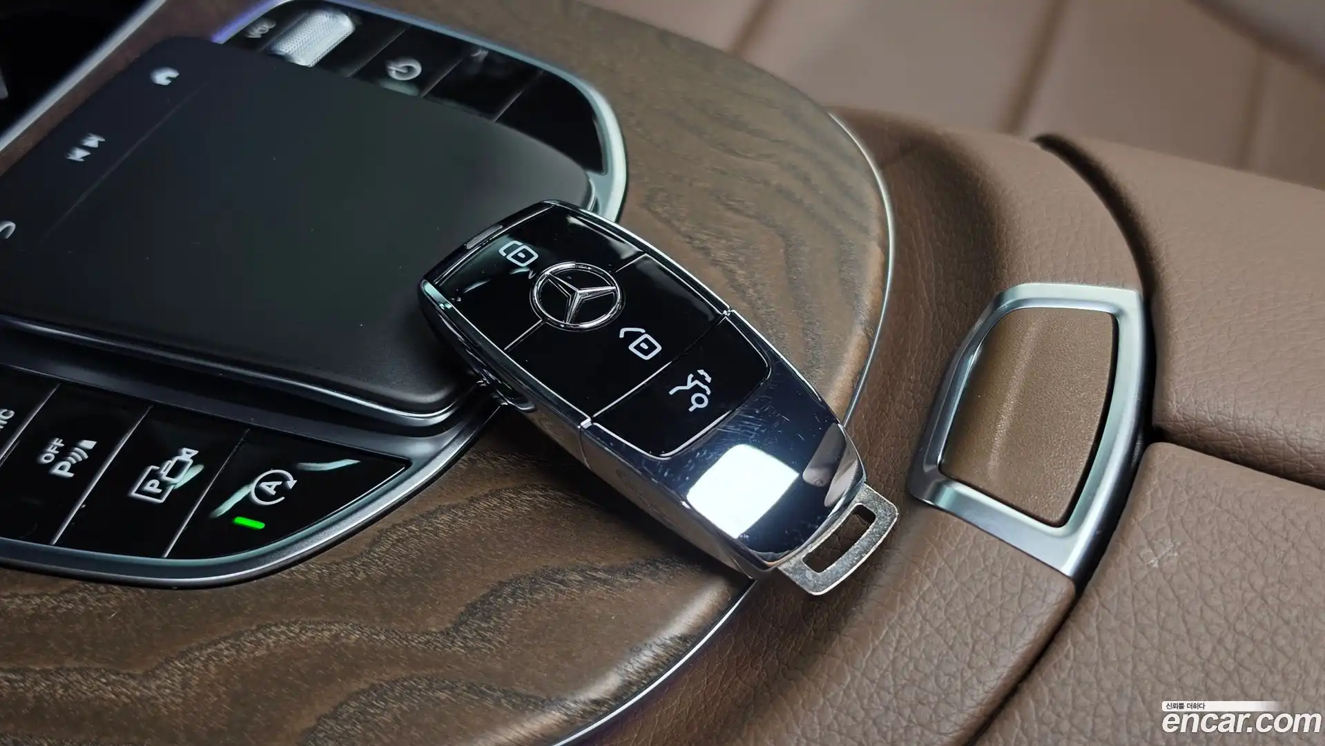 E-Class Mercedes-Benz 2023.7-OPTION-046