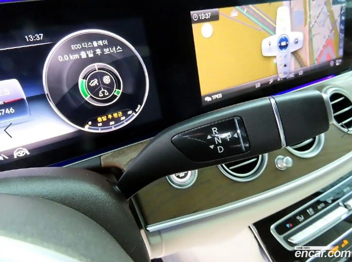 E-Class Mercedes-Benz 2020.2-OPTION-015