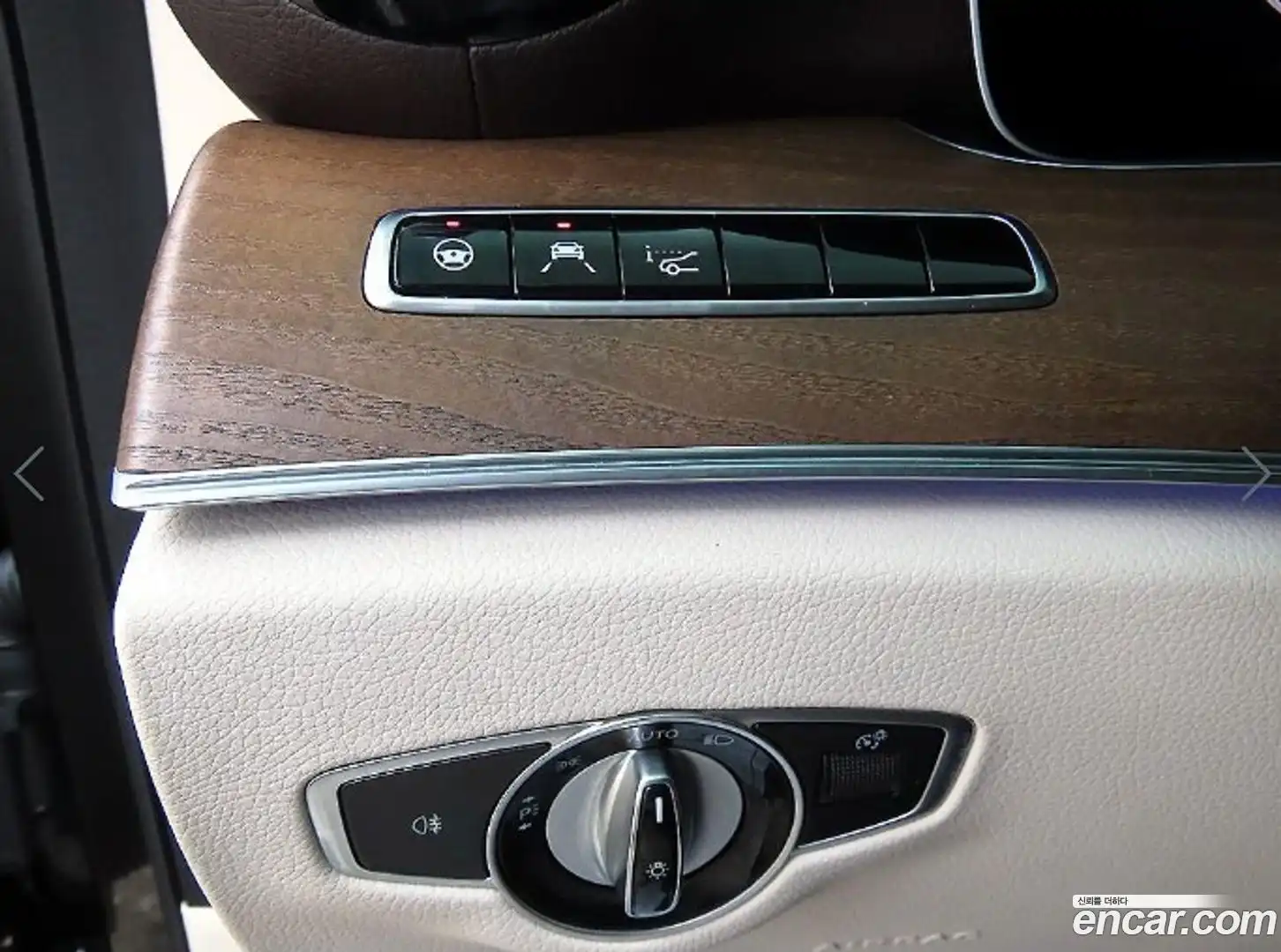 E-Class Mercedes-Benz 2020.2-OPTION-017