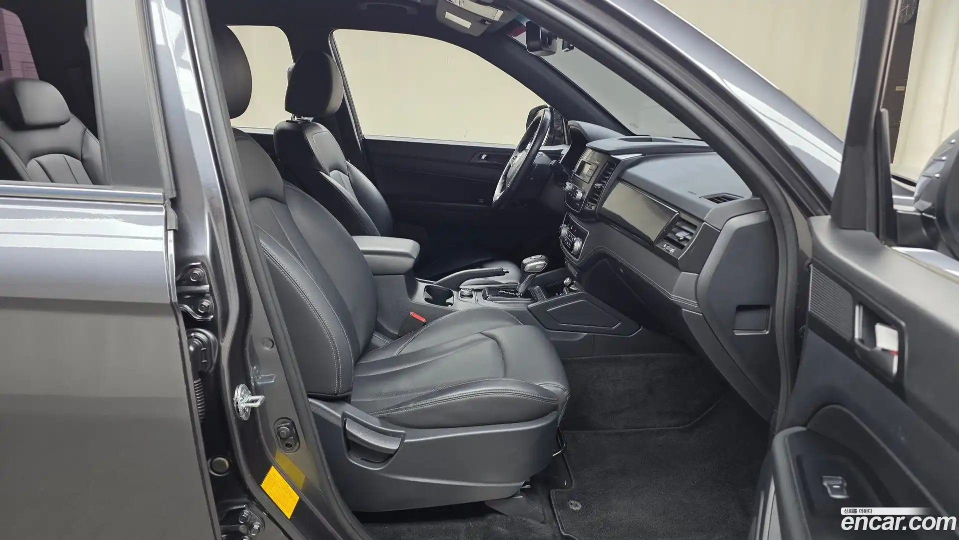 Rexton KG Mobility 2020.5-OPTION-015
