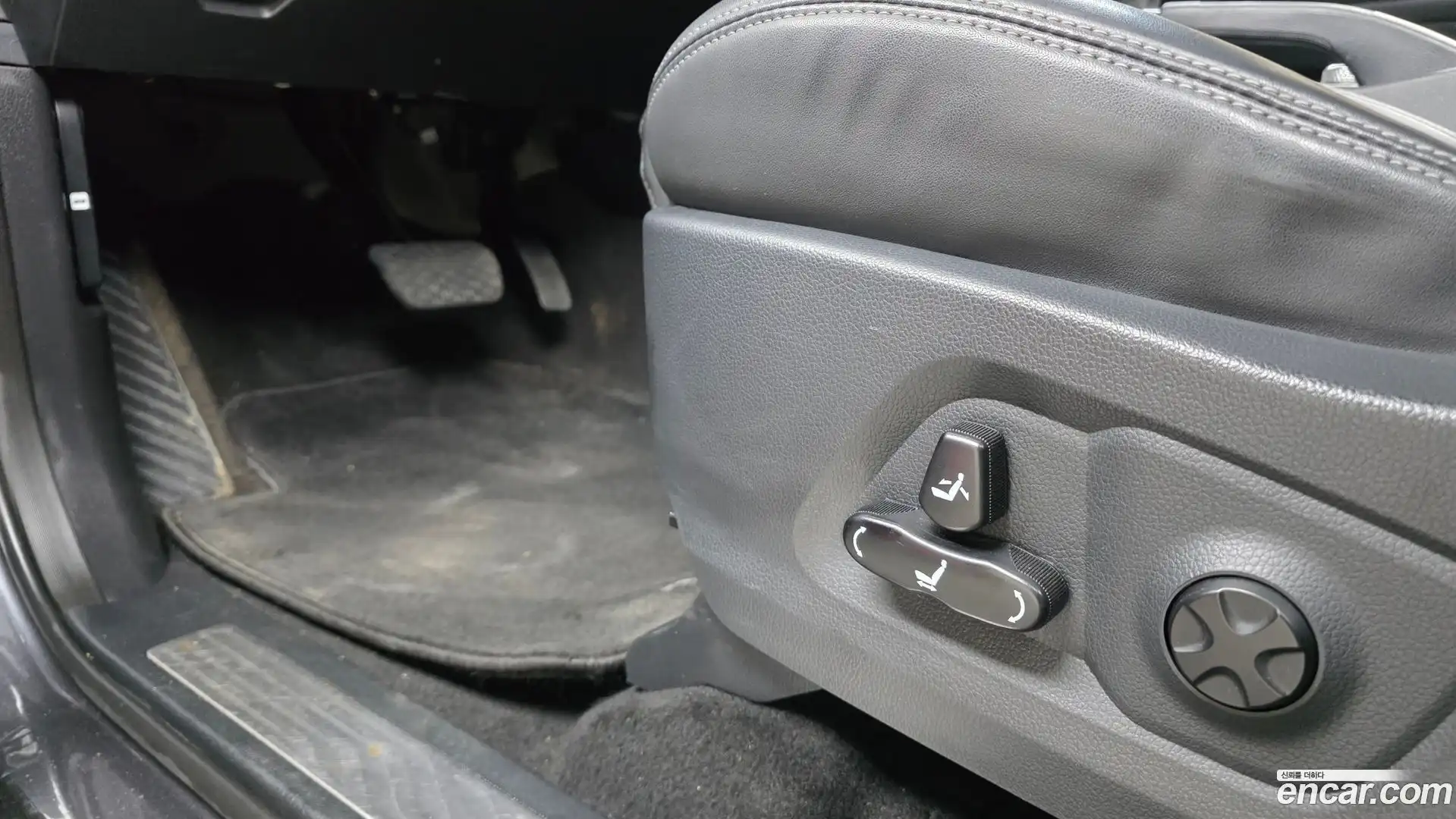 Rexton KG Mobility 2020.5-OPTION-043