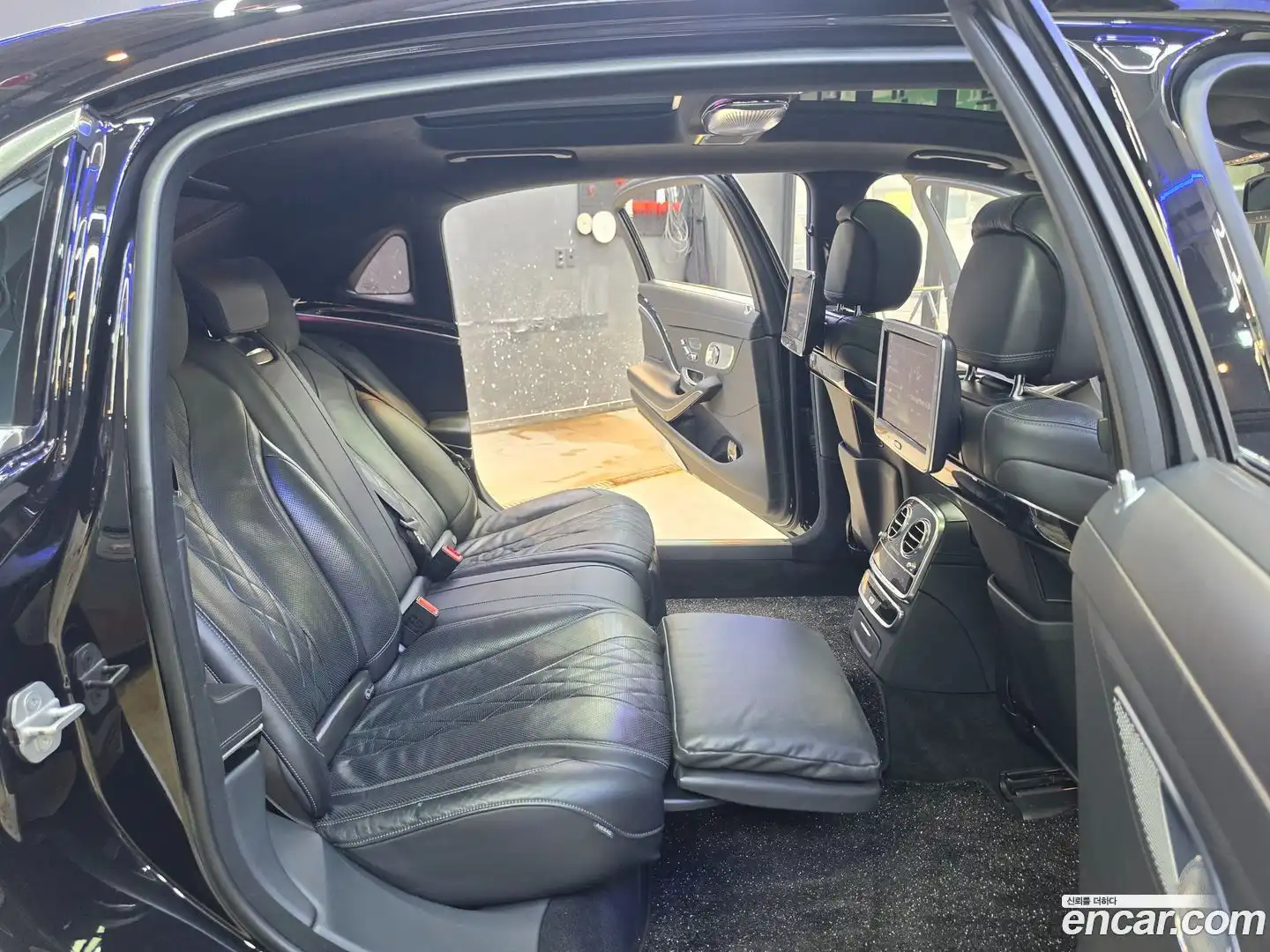 S-Class Mercedes-Benz 2016.6-OPTION-021