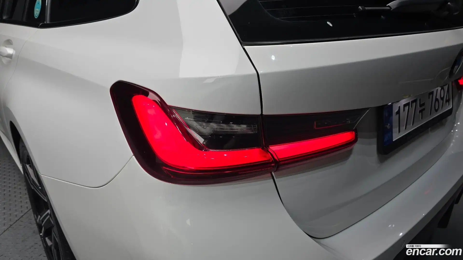 3-Series BMW 2023.6-OUTER-033
