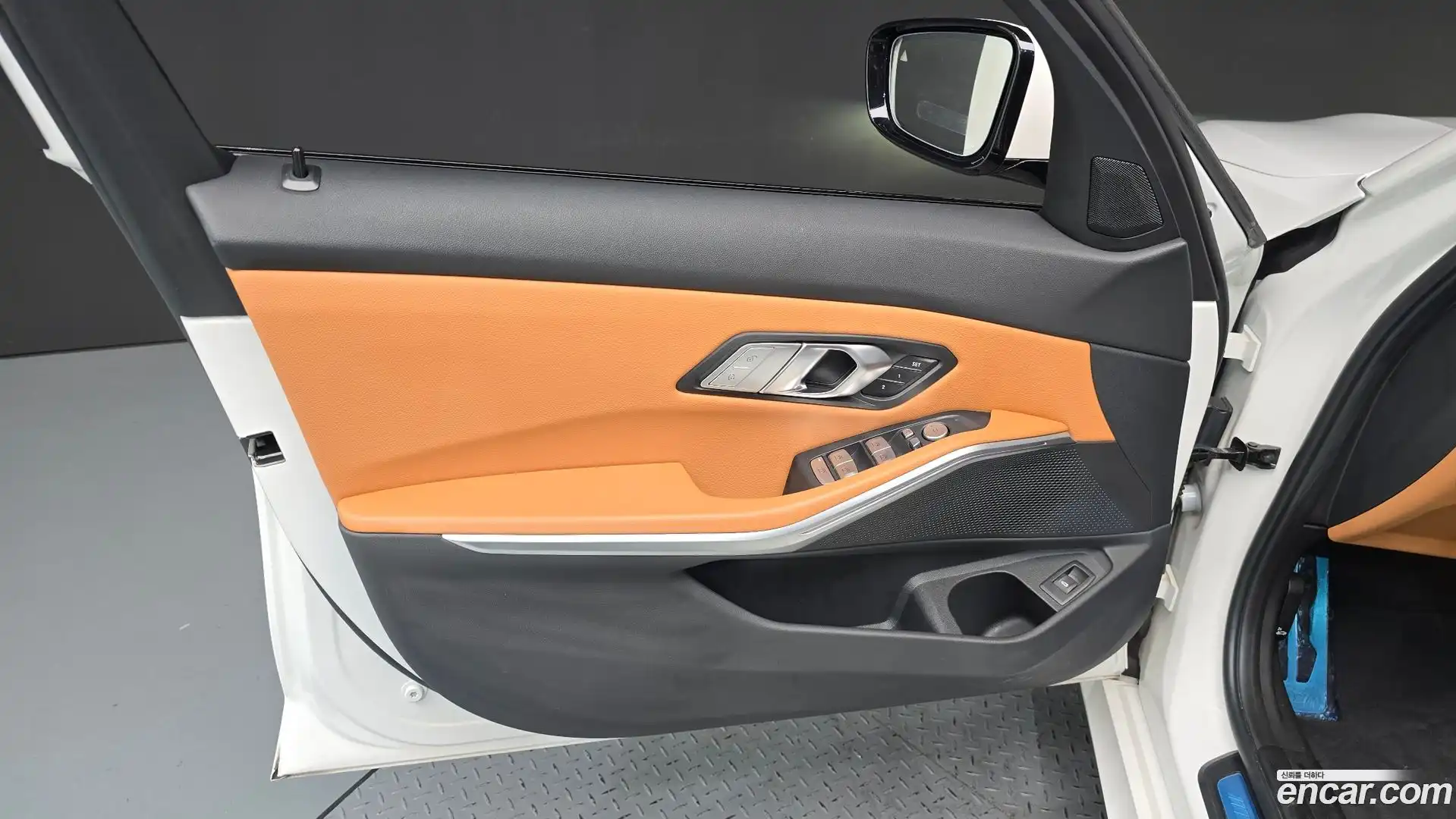 3-Series BMW 2023.6-INNER-034