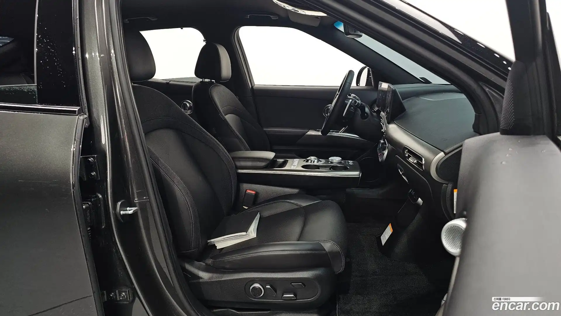 GV60 Genesis 2024.11-INNER-010