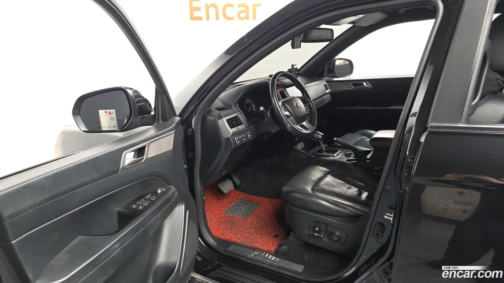 Rexton KG Mobility 2019.1-INNER-010