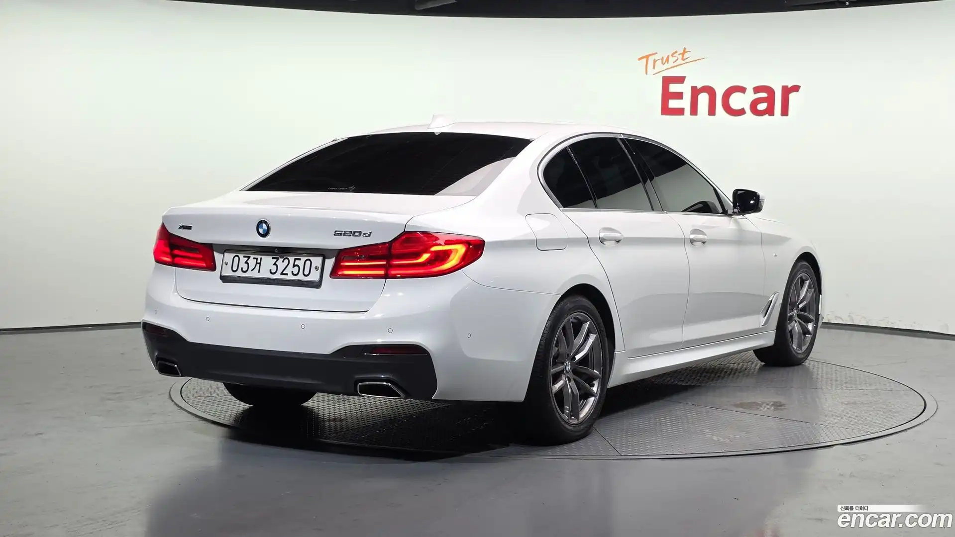 5-Series BMW 2019.7-OUTER-002
