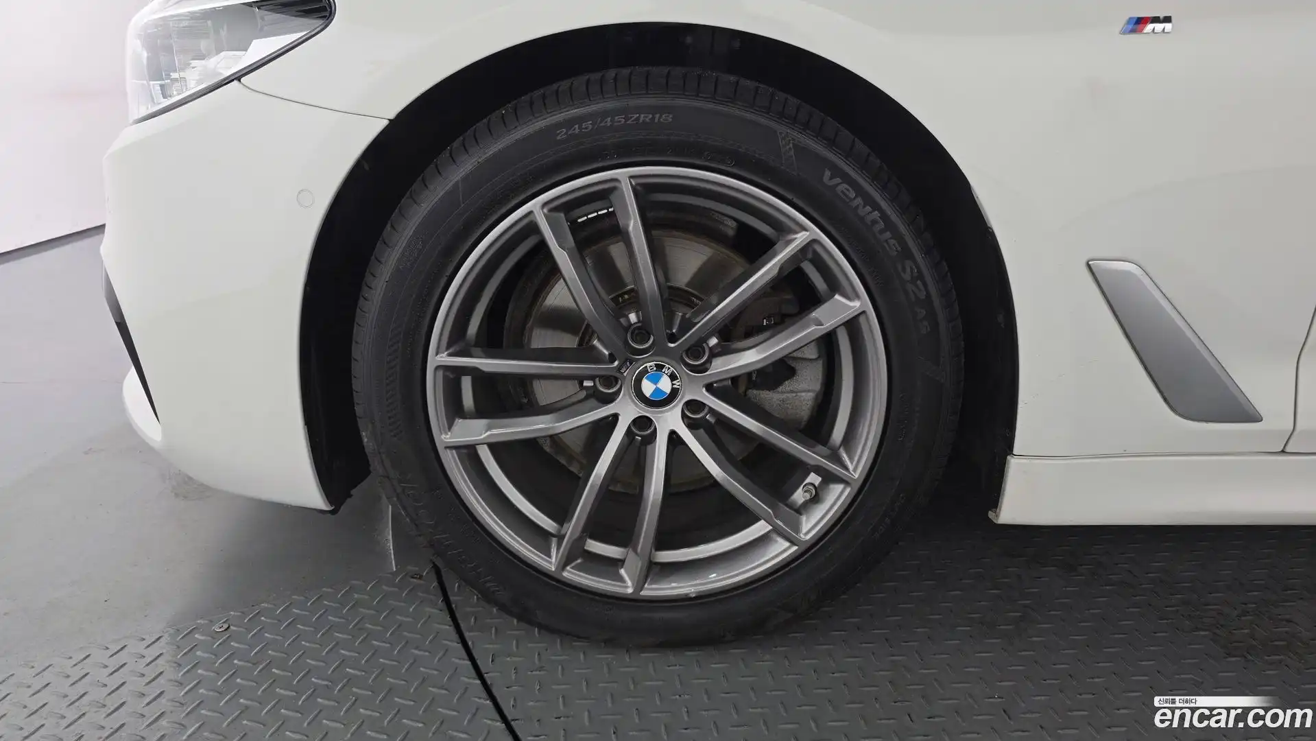 5-Series BMW 2019.7-OUTER-005
