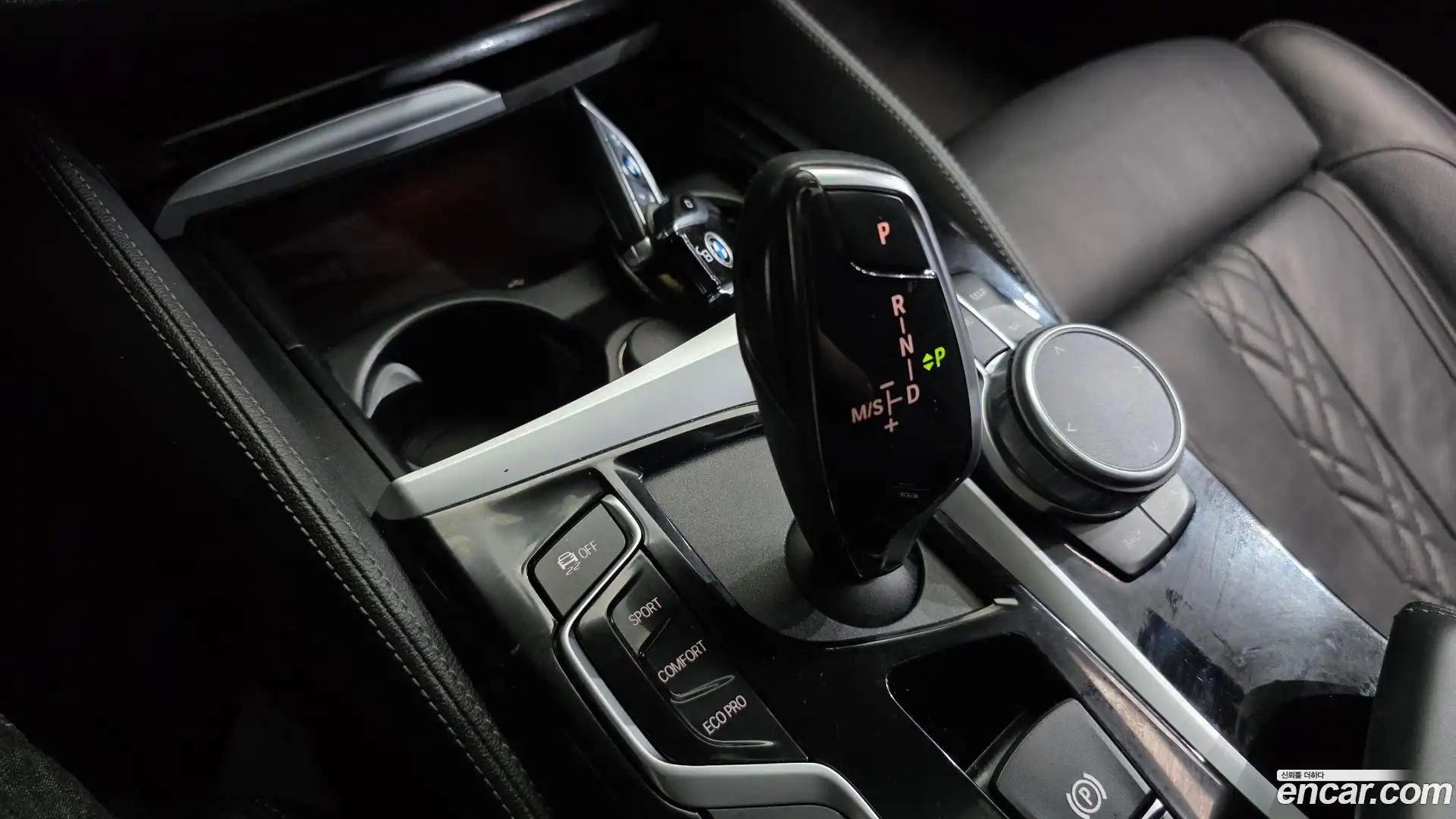 5-Series BMW 2019.7-INNER-009