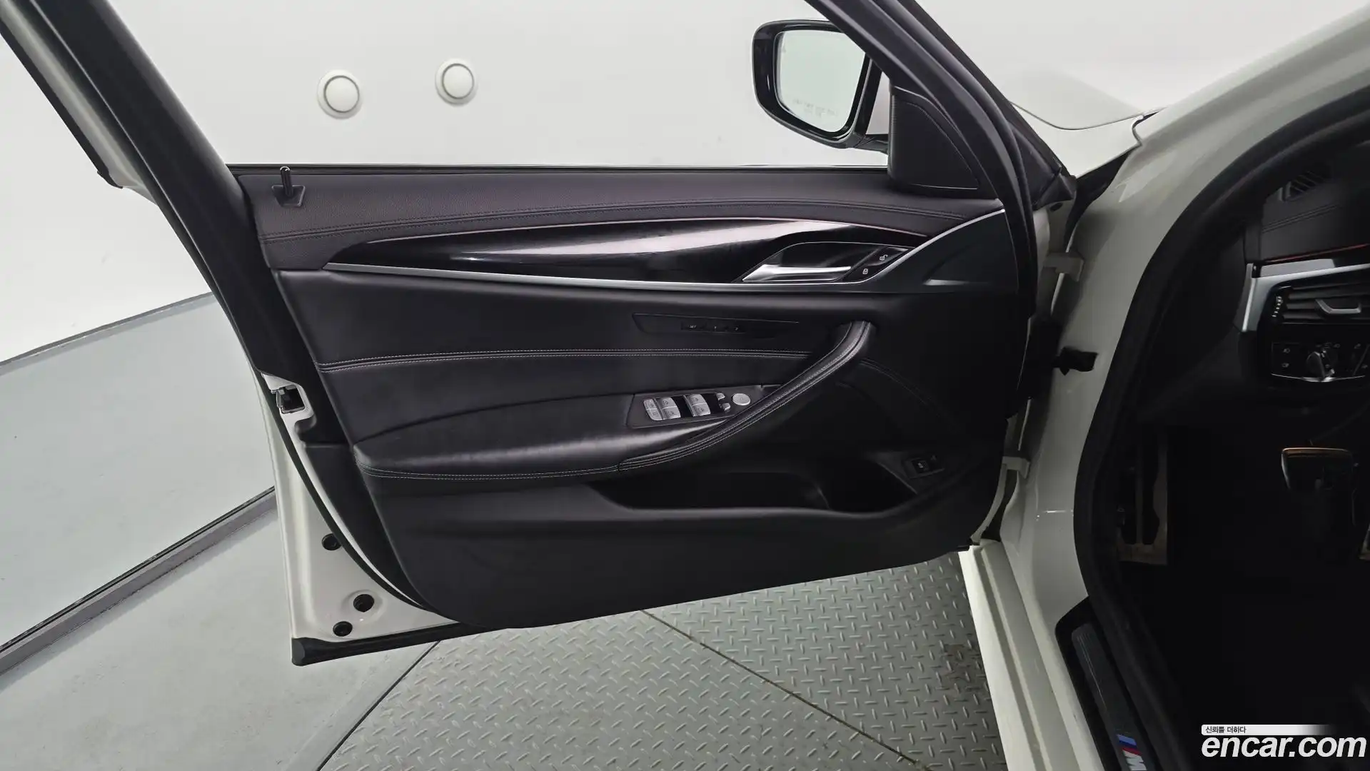 5-Series BMW 2019.7-INNER-034
