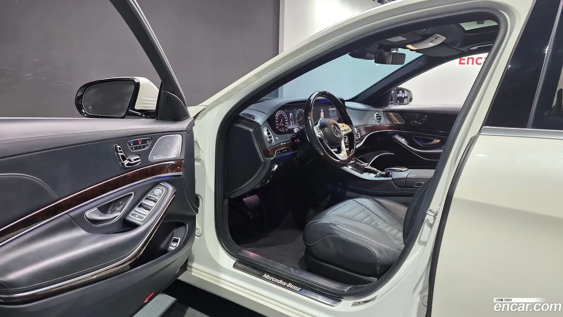 S-Class Mercedes-Benz 2019.4-INNER-010