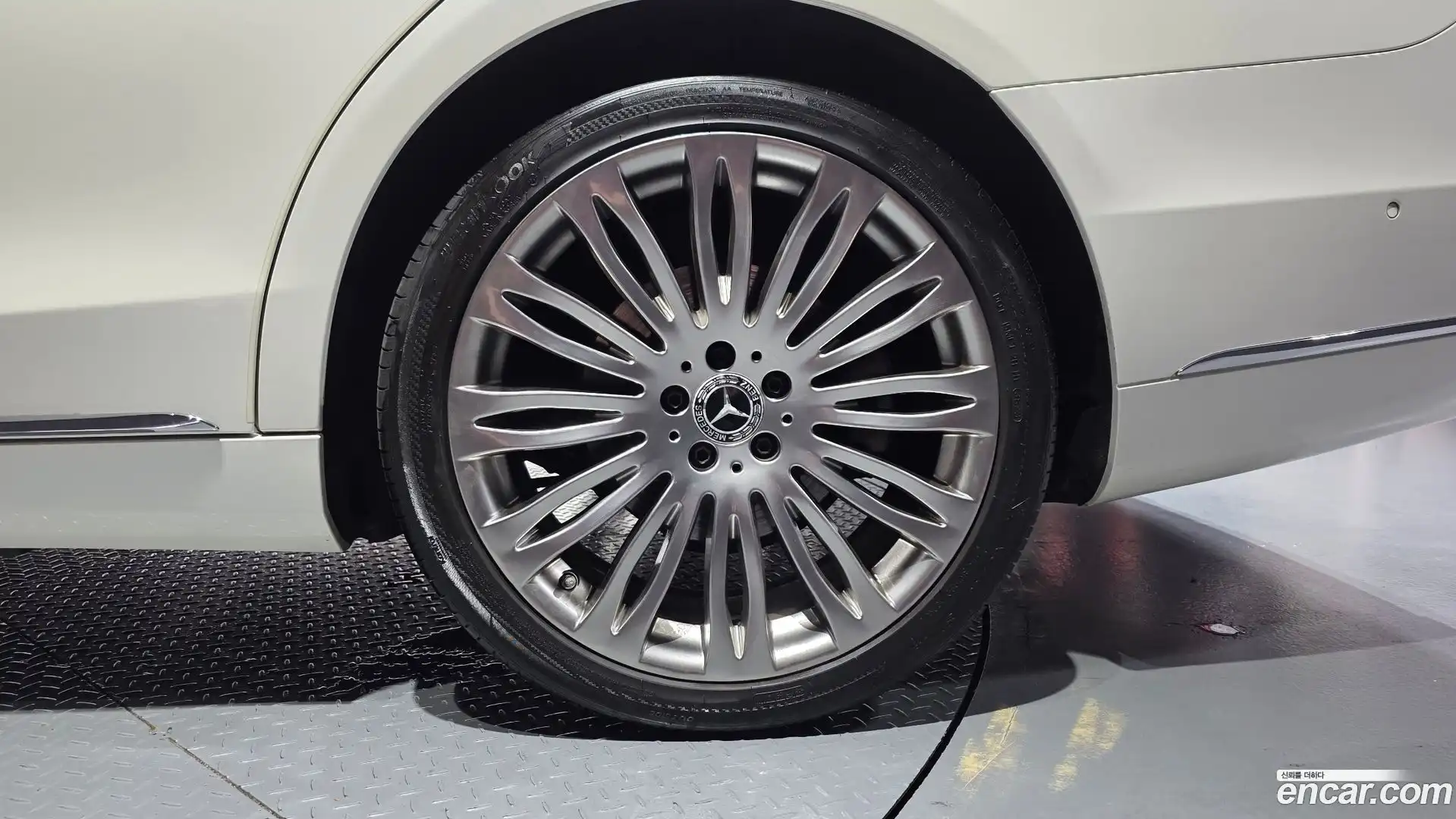 S-Class Mercedes-Benz 2019.4-OUTER-031
