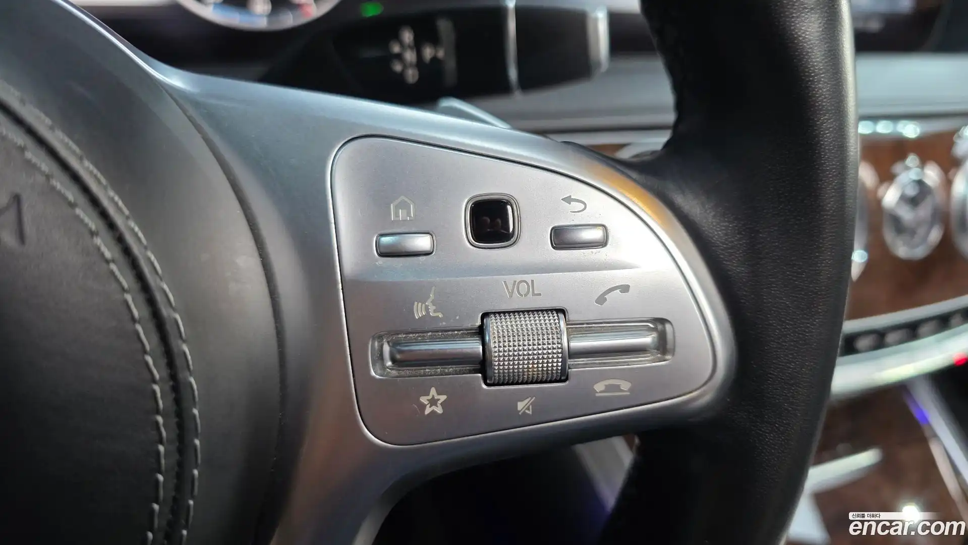 S-Class Mercedes-Benz 2019.4-OPTION-042