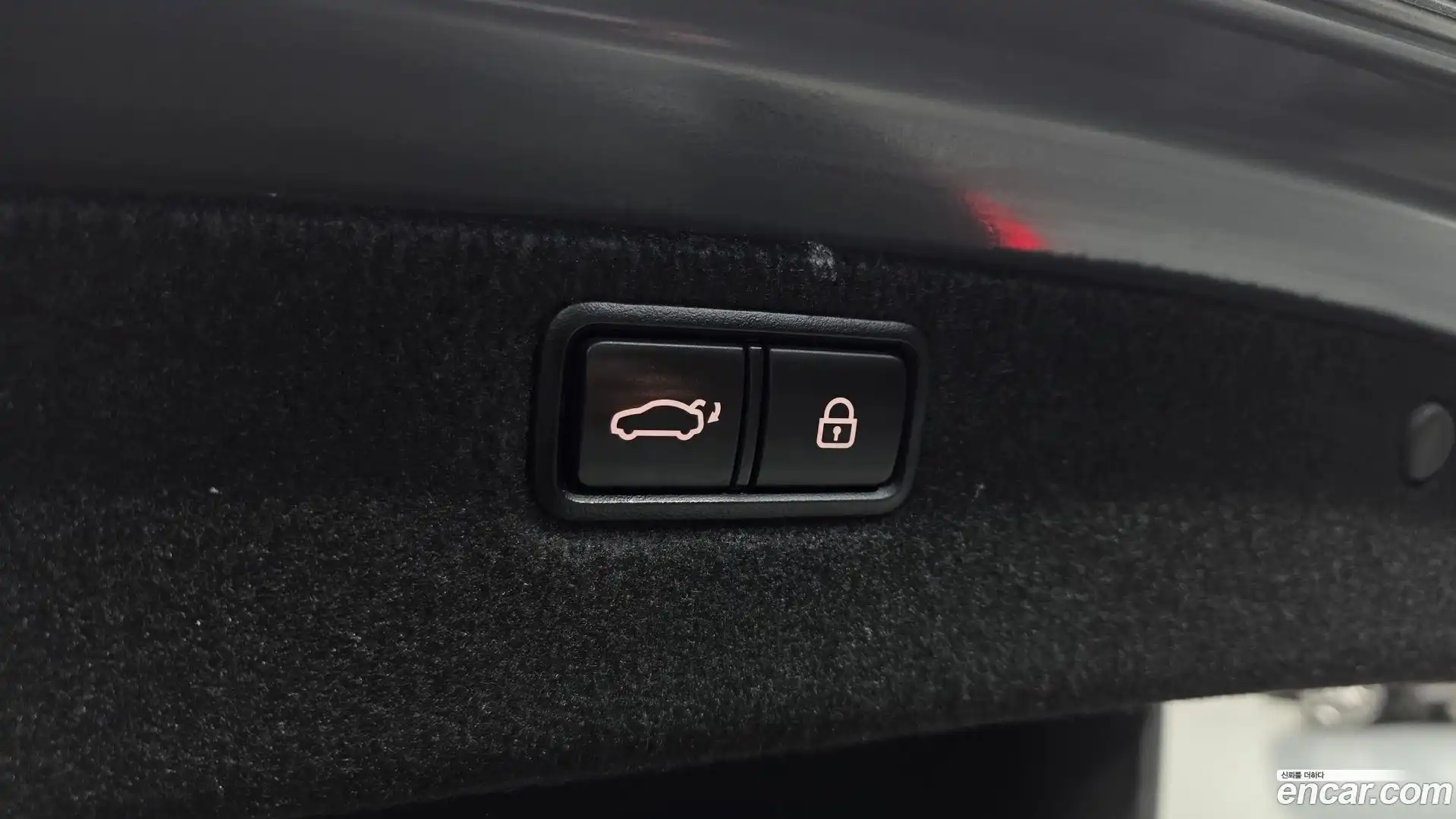 G80 Genesis 2017.1-OPTION-023