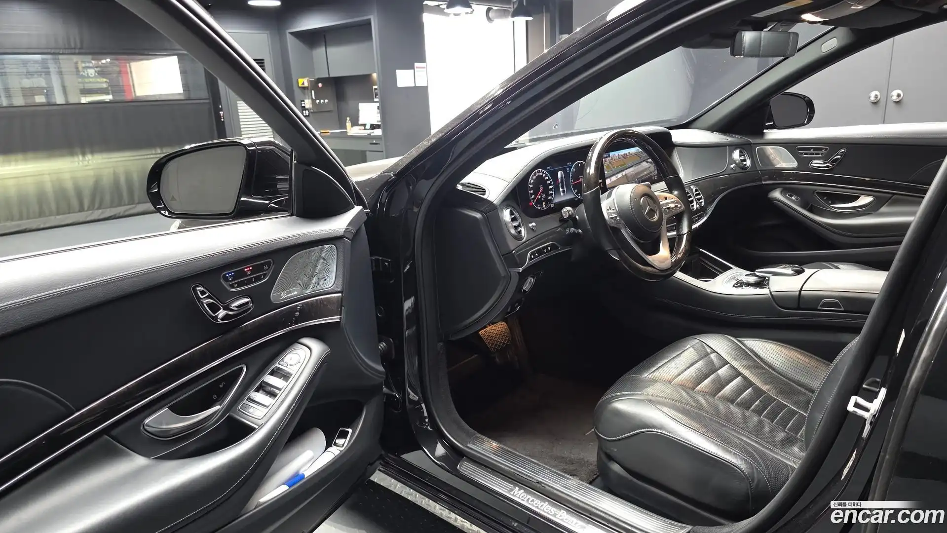 S-Class Mercedes-Benz 2017.10-INNER-010