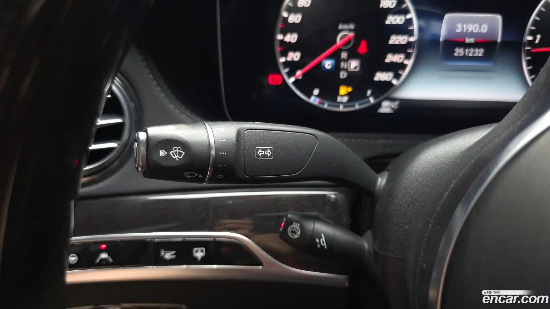 S-Class Mercedes-Benz 2017.10-OPTION-023