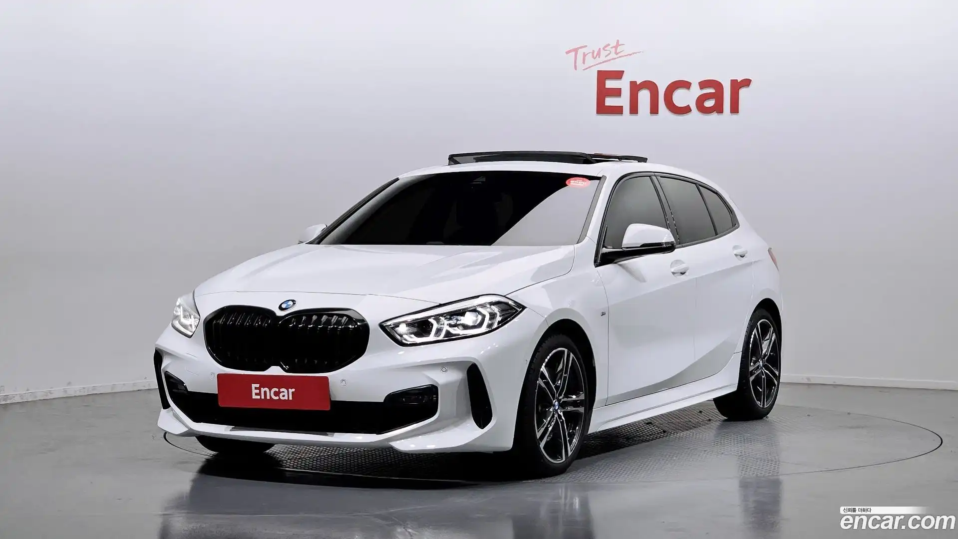 1-Series BMW 2024.11-OUTER-001