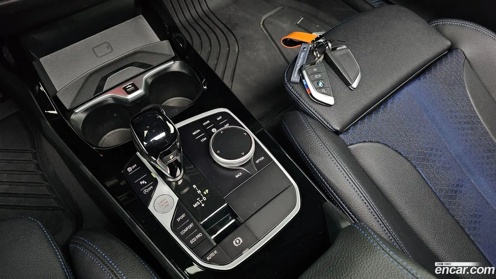 1-Series BMW 2024.11-INNER-009