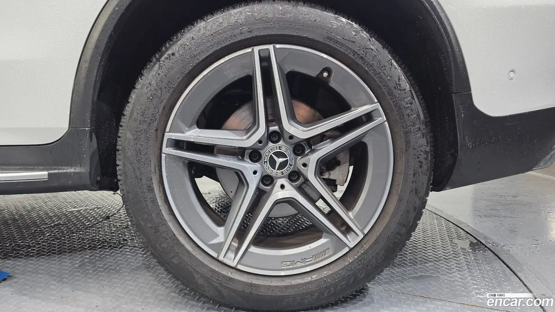 GLC-Class Mercedes-Benz 2020.9-OUTER-031