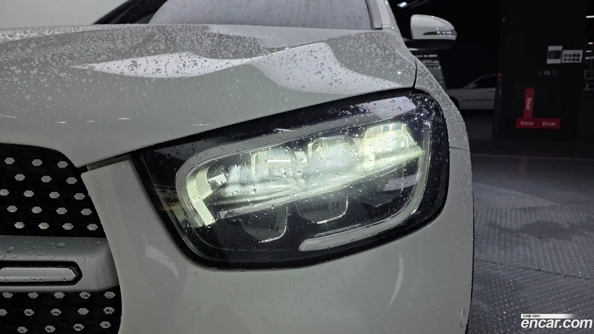 GLC-Class Mercedes-Benz 2020.9-OUTER-032