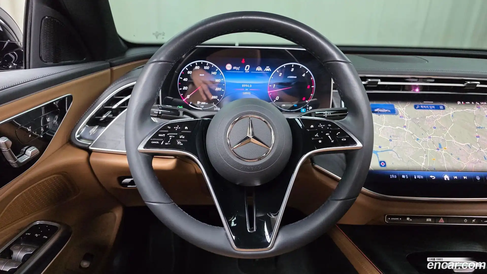 E-Class Mercedes-Benz 2024.11-OPTION-017