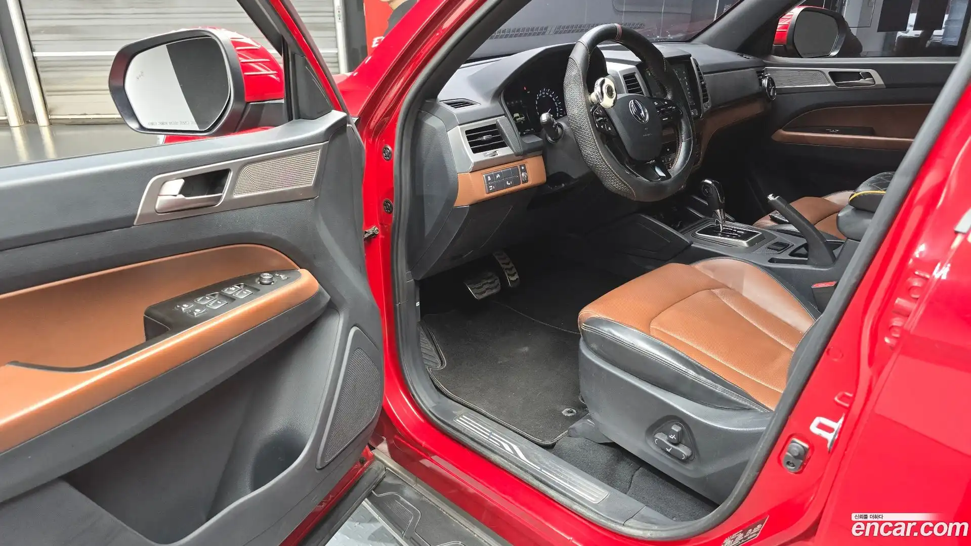 Rexton KG Mobility 2018.0-INNER-010