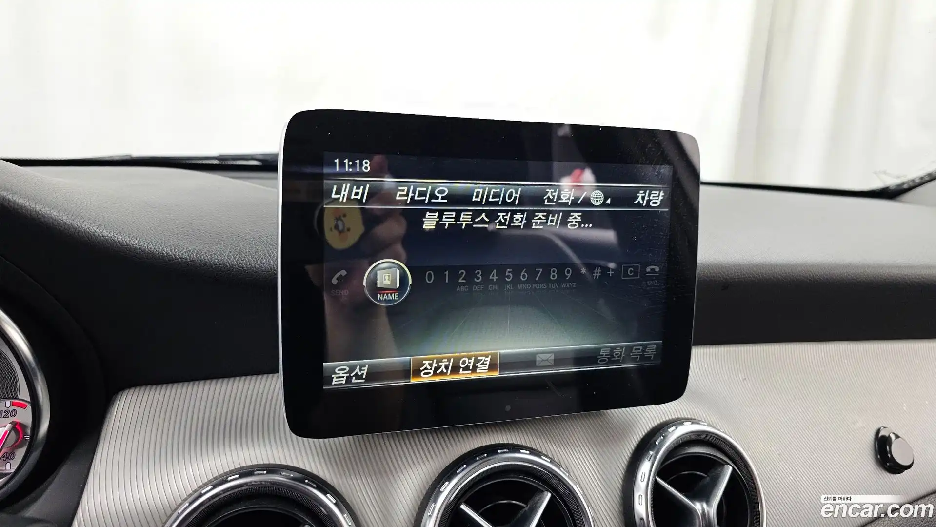 GLA-Class Mercedes-Benz 2016.6-OPTION-020
