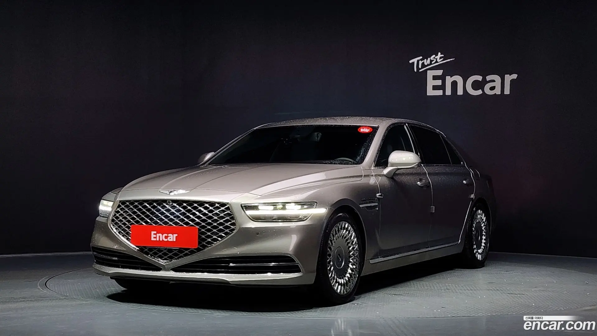 Main__Slider__Photo:G90 Genesis 2019.11-0