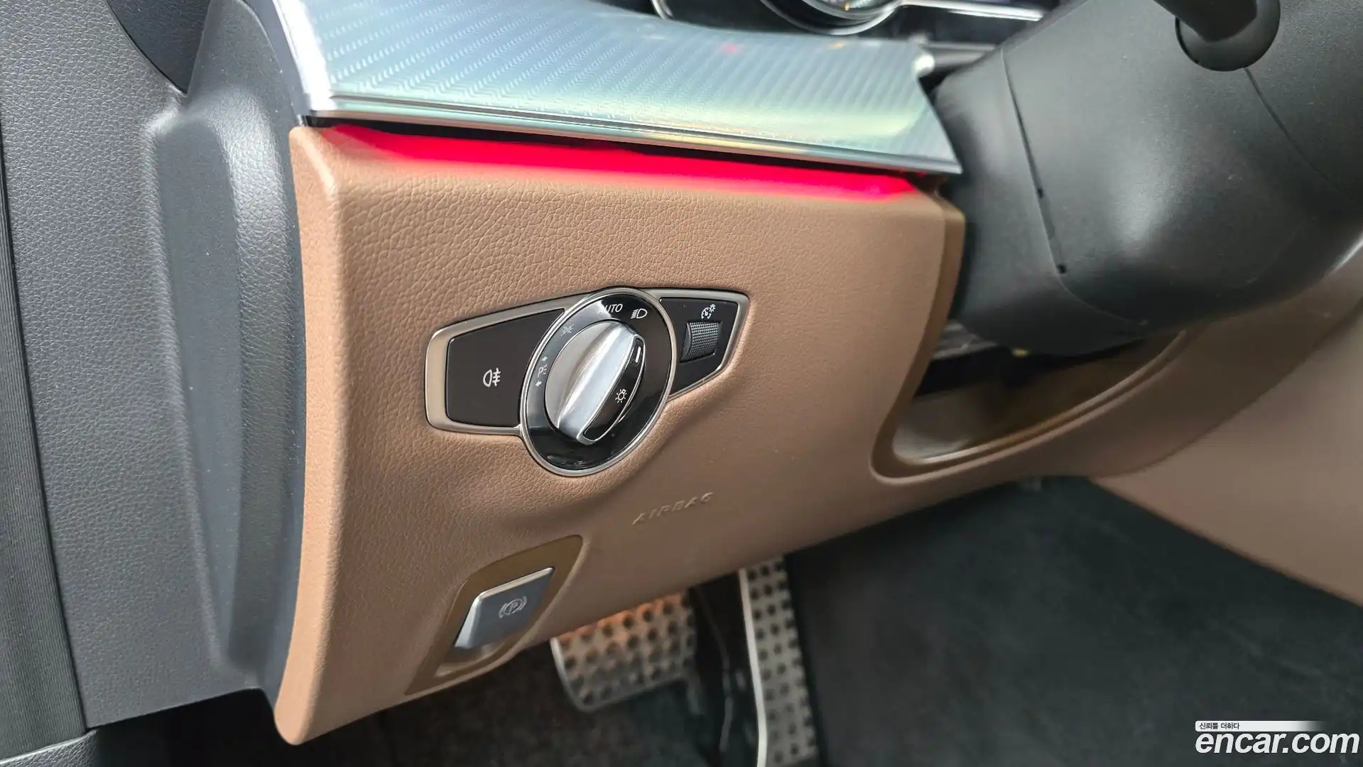 E-Class Mercedes-Benz 2019.10-OPTION-021