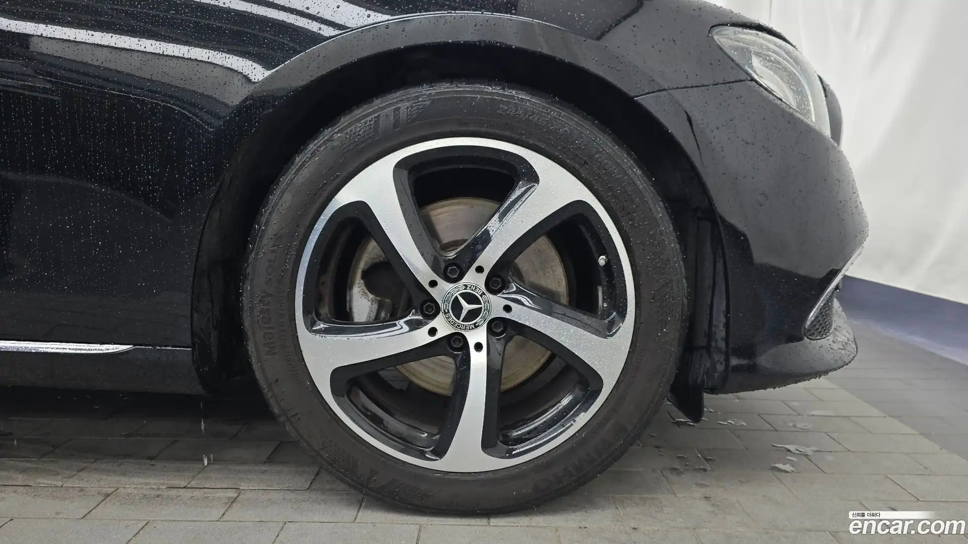 E-Class Mercedes-Benz 2019.10-OUTER-031