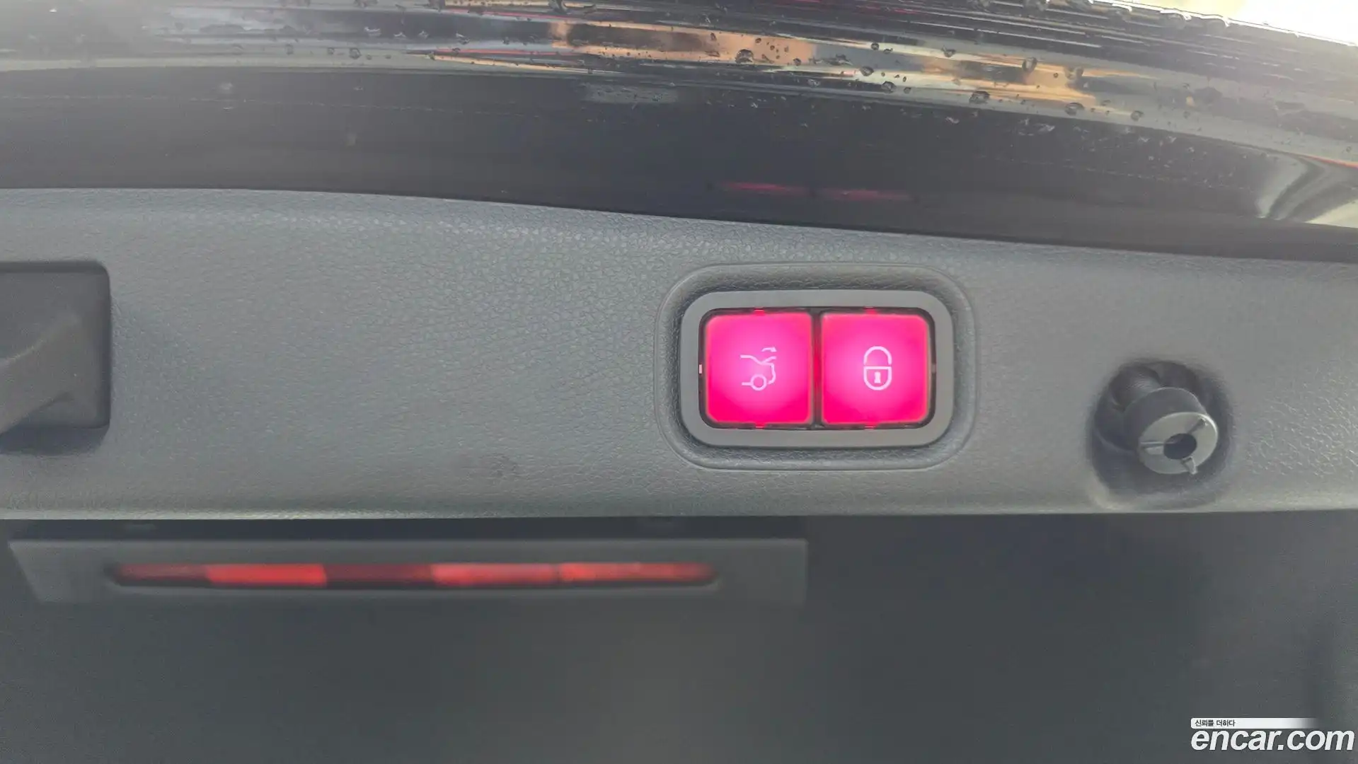 E-Class Mercedes-Benz 2019.10-OPTION-043