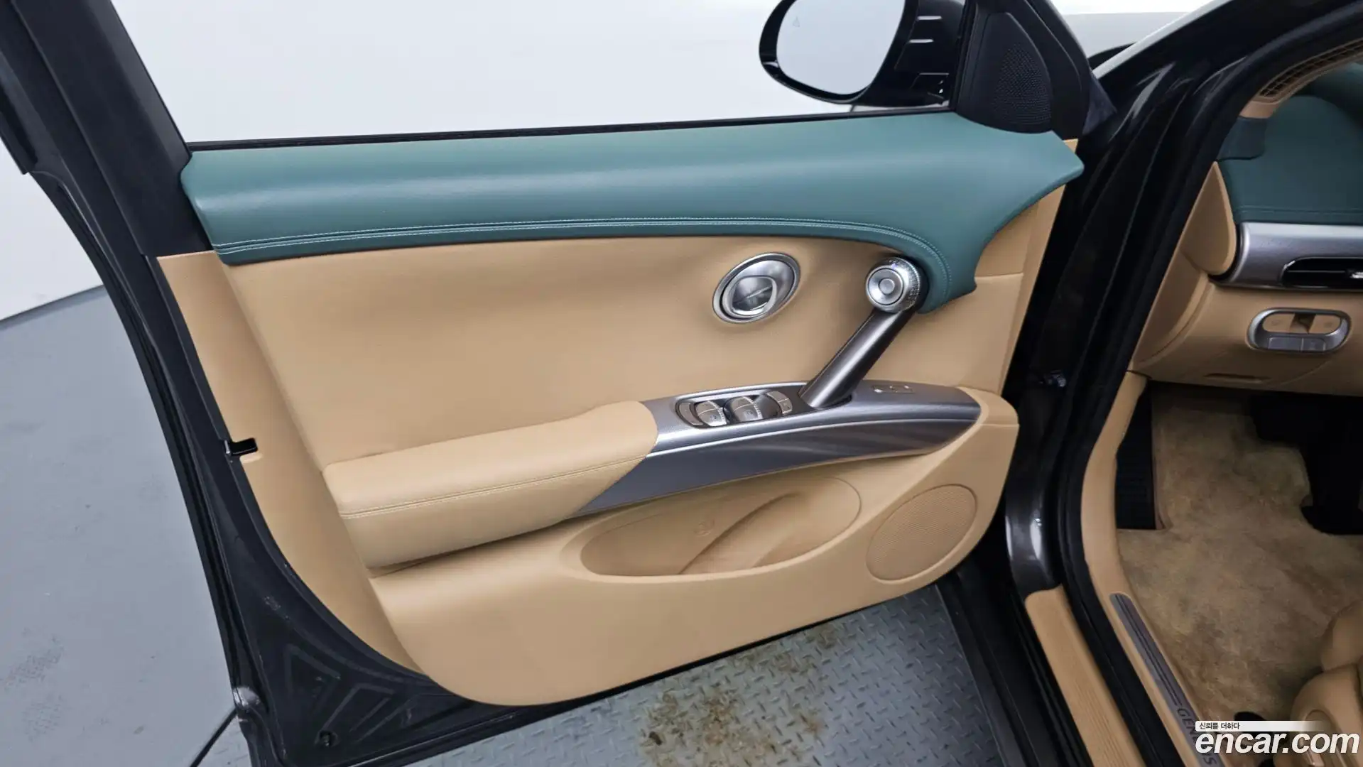 GV60 Genesis 2023.8-INNER-034