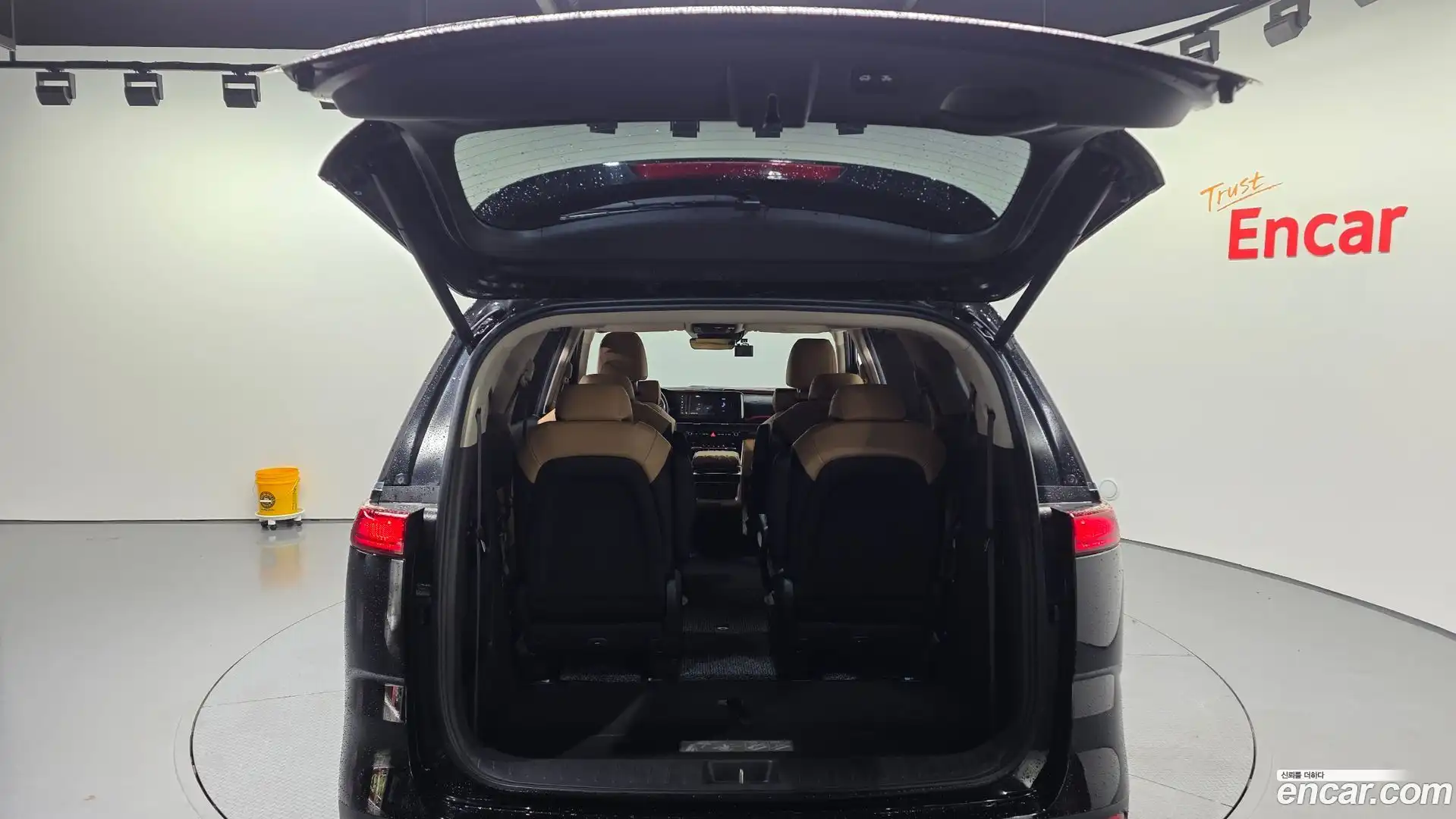 Canival Kia 2020.10-OPTION-024