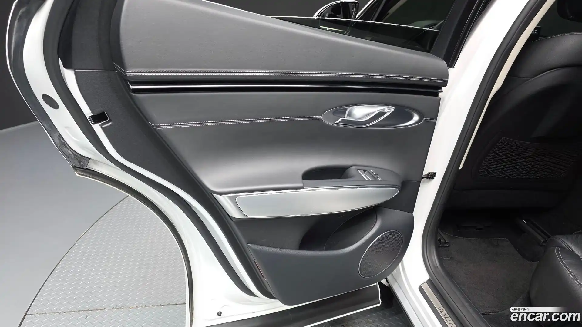 GV70 Genesis 2022.4-INNER-035