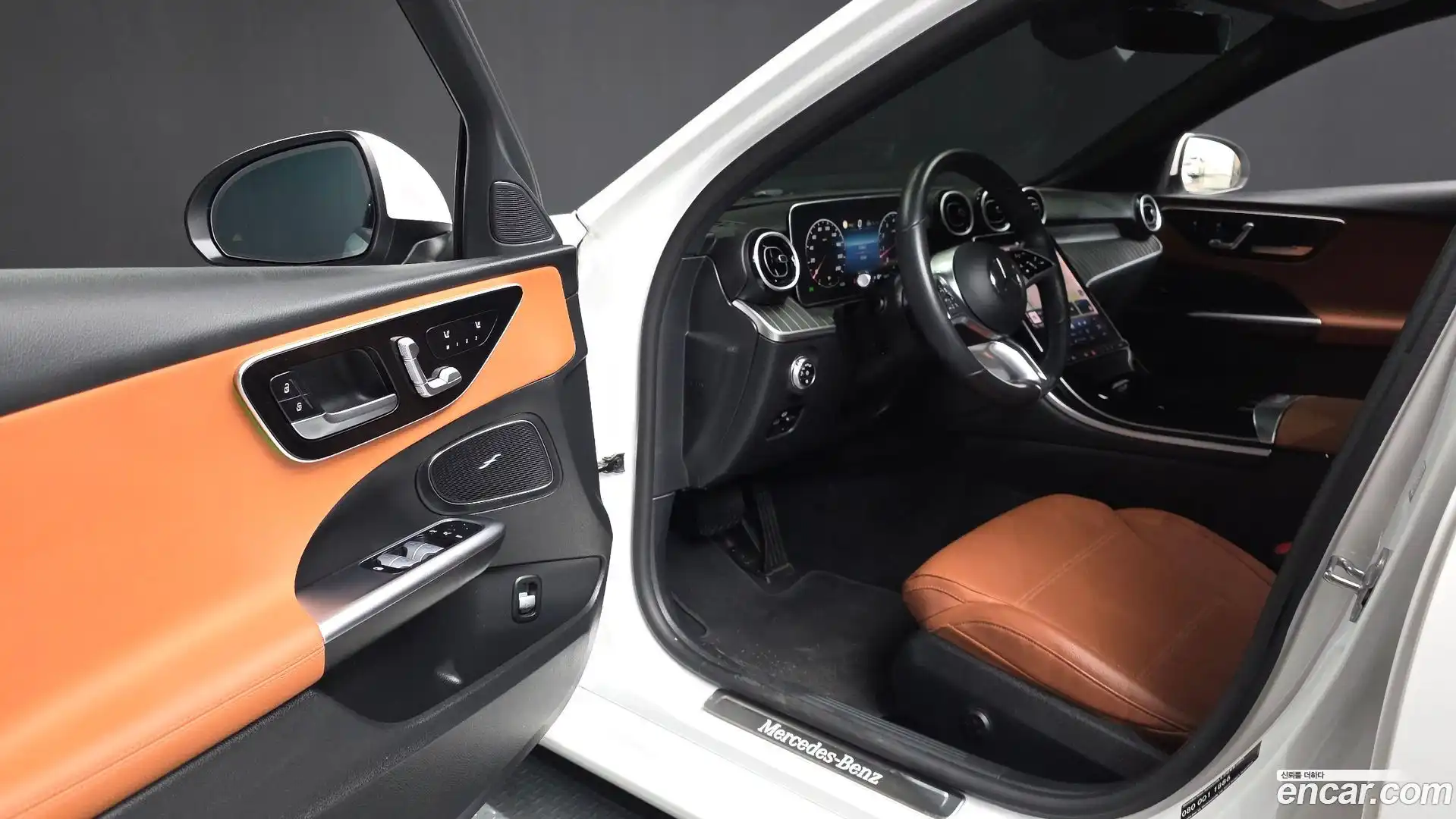 C-Class Mercedes-Benz 2023.11-INNER-010