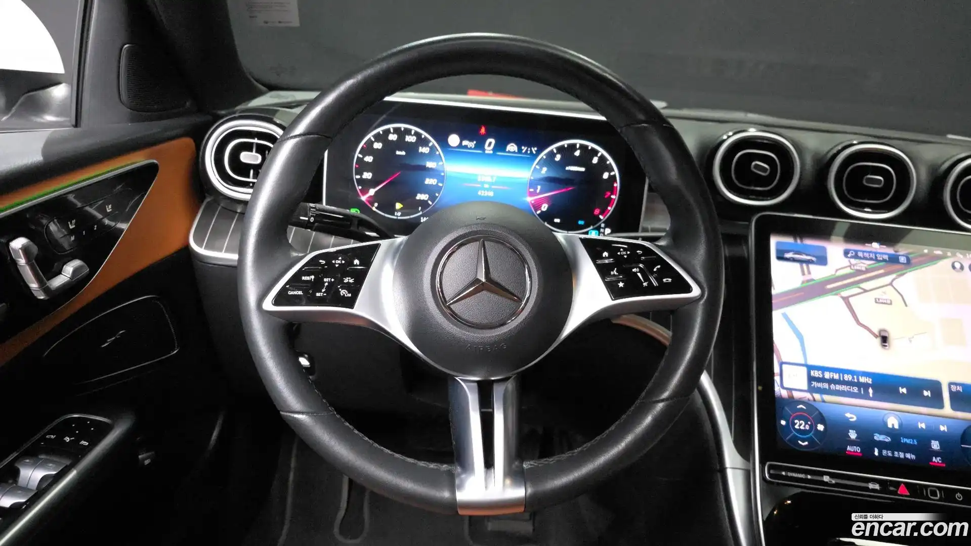 C-Class Mercedes-Benz 2023.11-OPTION-017