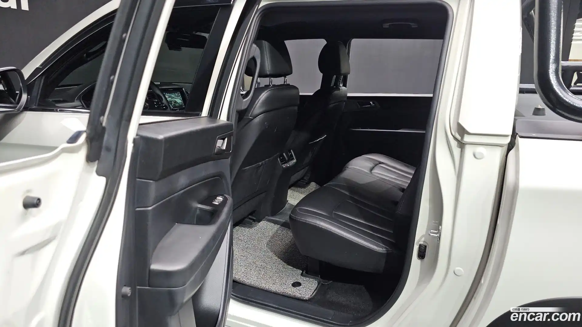 Rexton KG Mobility 2022.7-OPTION-023