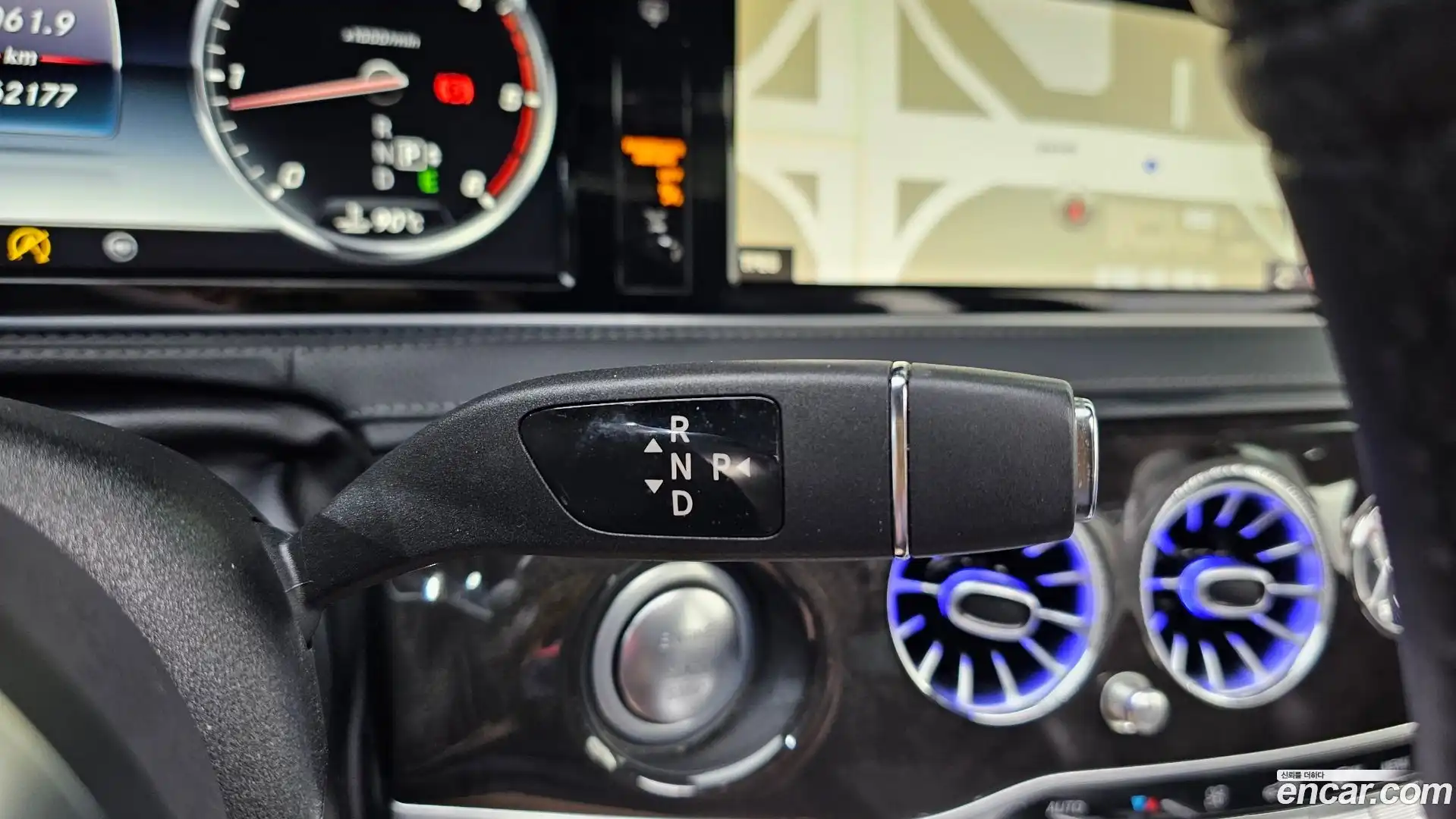 S-Class Mercedes-Benz 2015.9-INNER-009