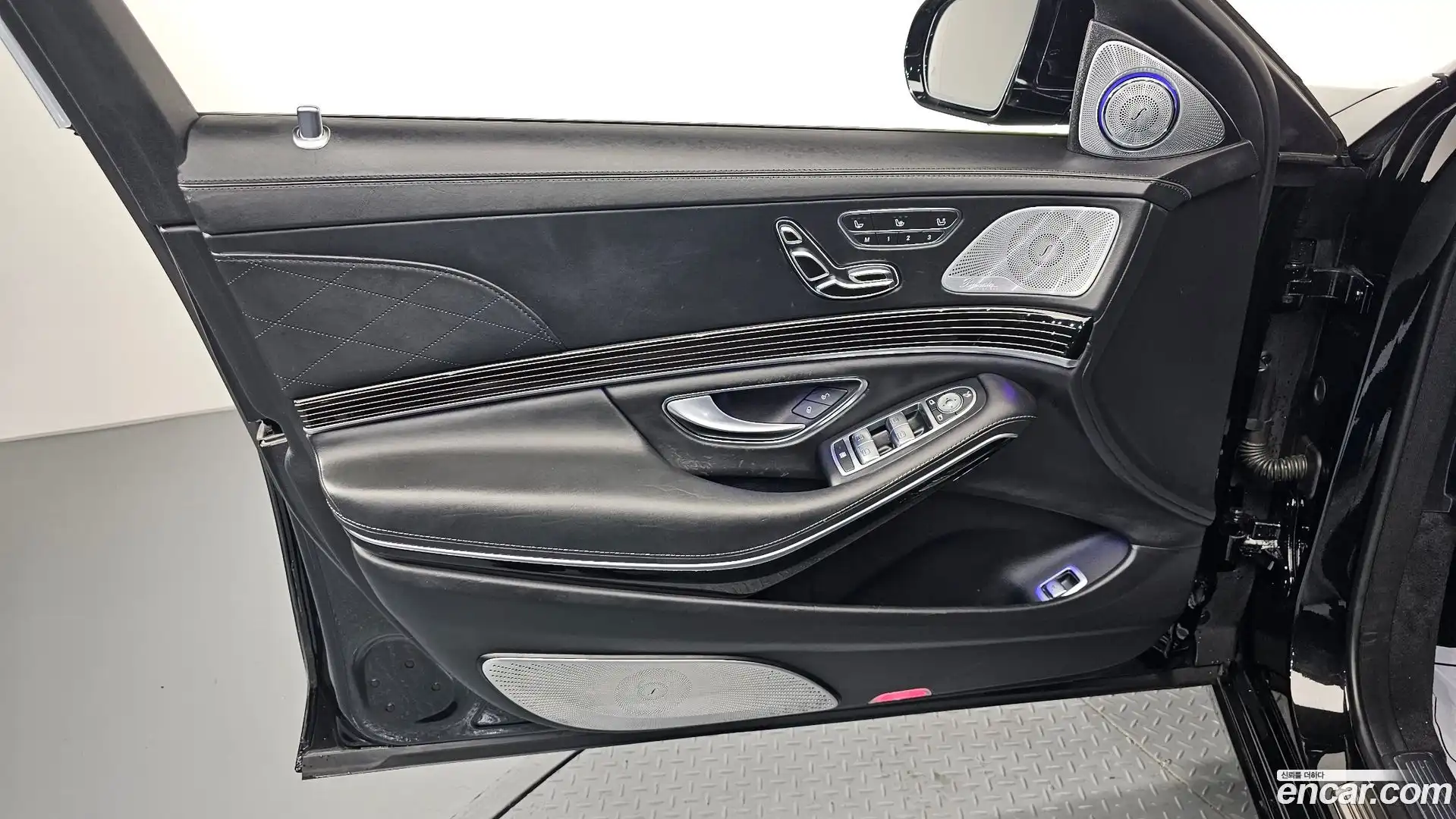 S-Class Mercedes-Benz 2020.6-INNER-034