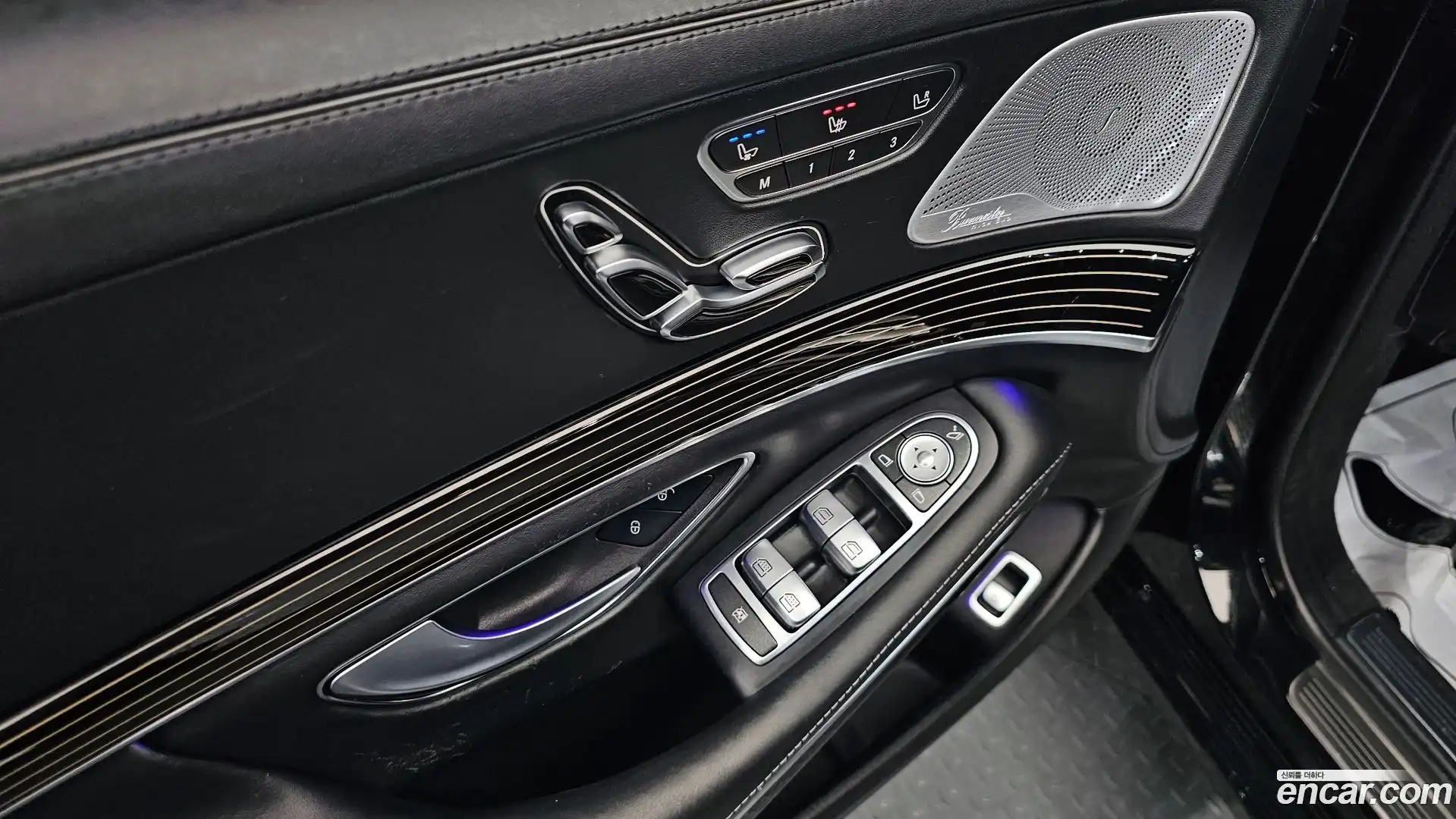 S-Class Mercedes-Benz 2020.6-OPTION-043