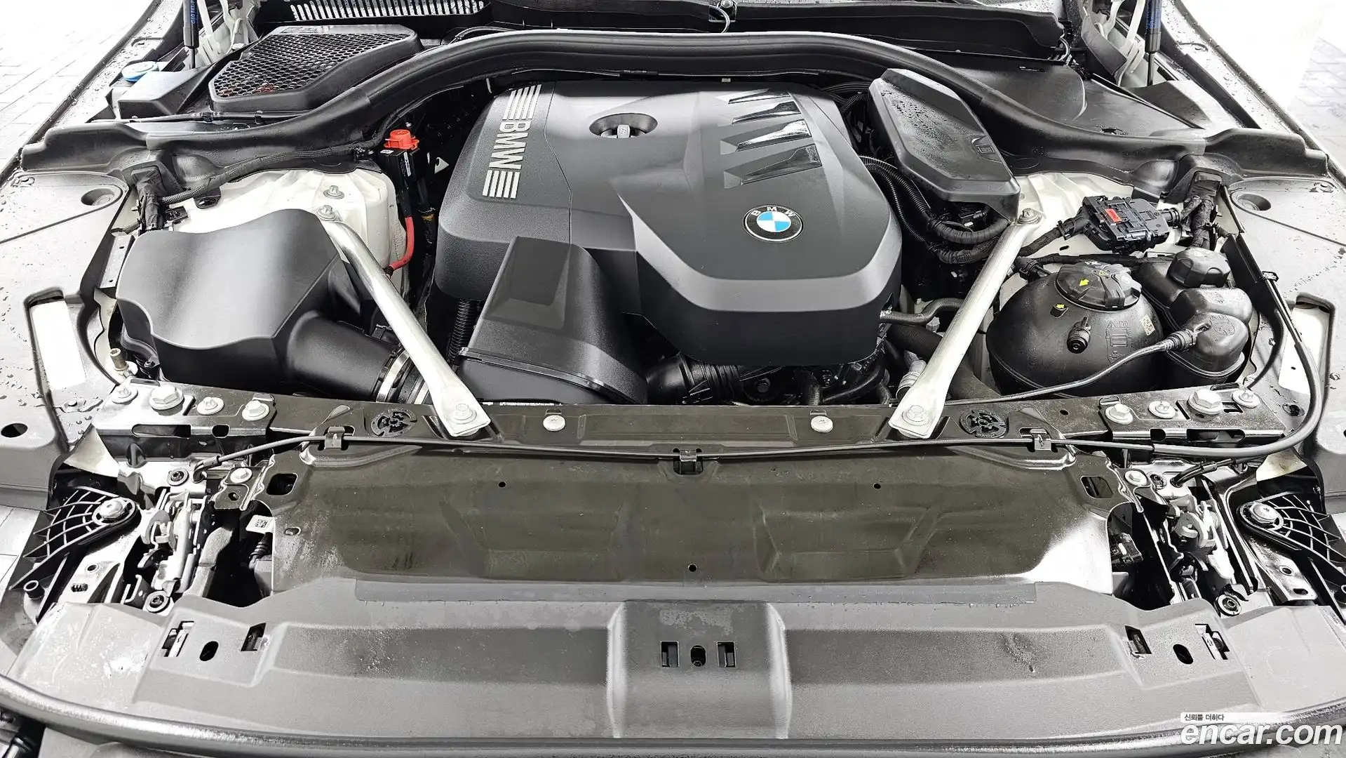 5-Series BMW 2025.7-OUTER-006