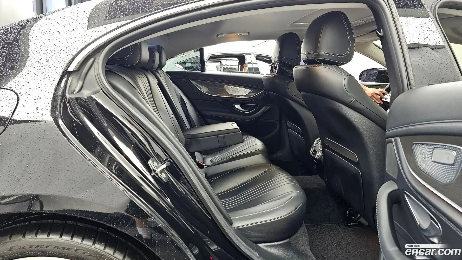 CLS-Class Mercedes-Benz 2018.10-OPTION-016