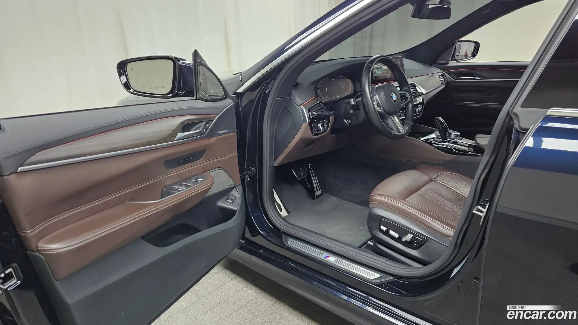 Gran Turismo BMW 2020.7-INNER-010