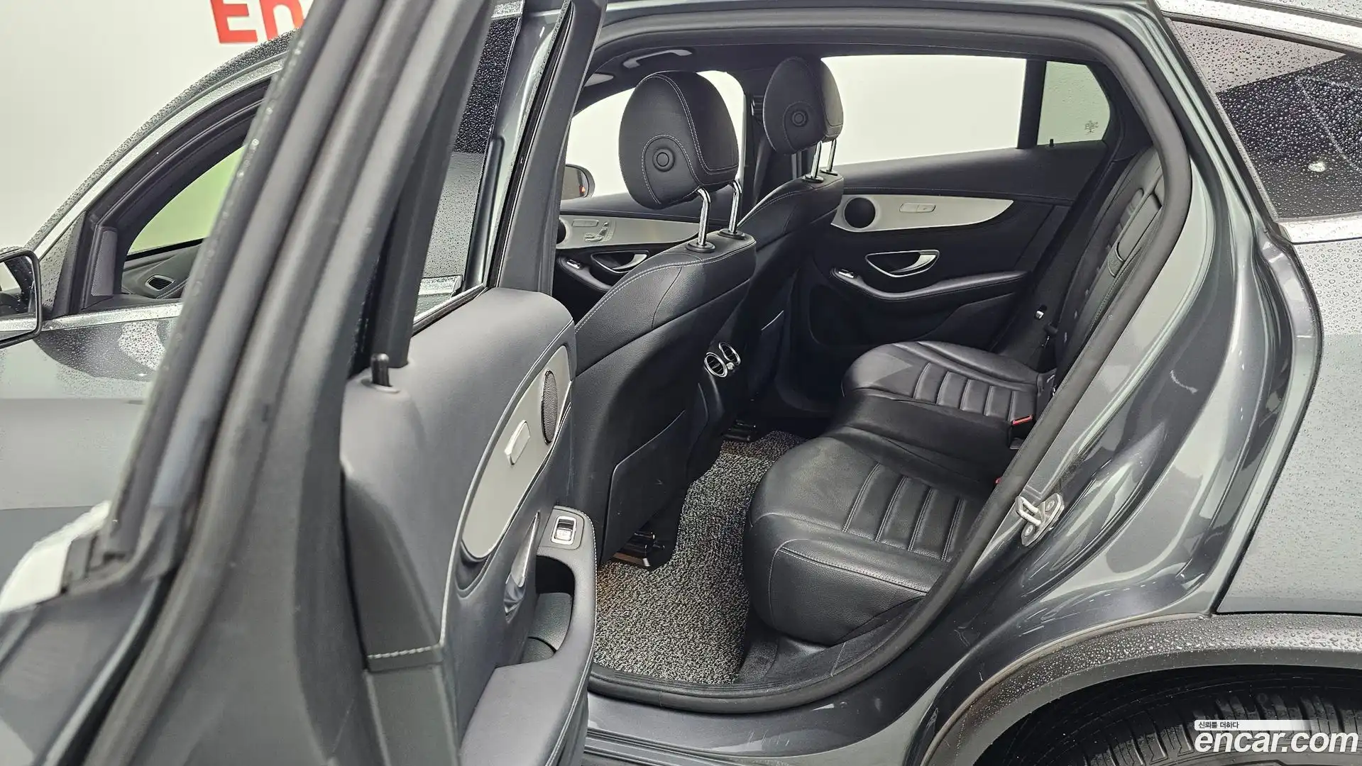 GLC-Class Mercedes-Benz 2017.11-OPTION-015