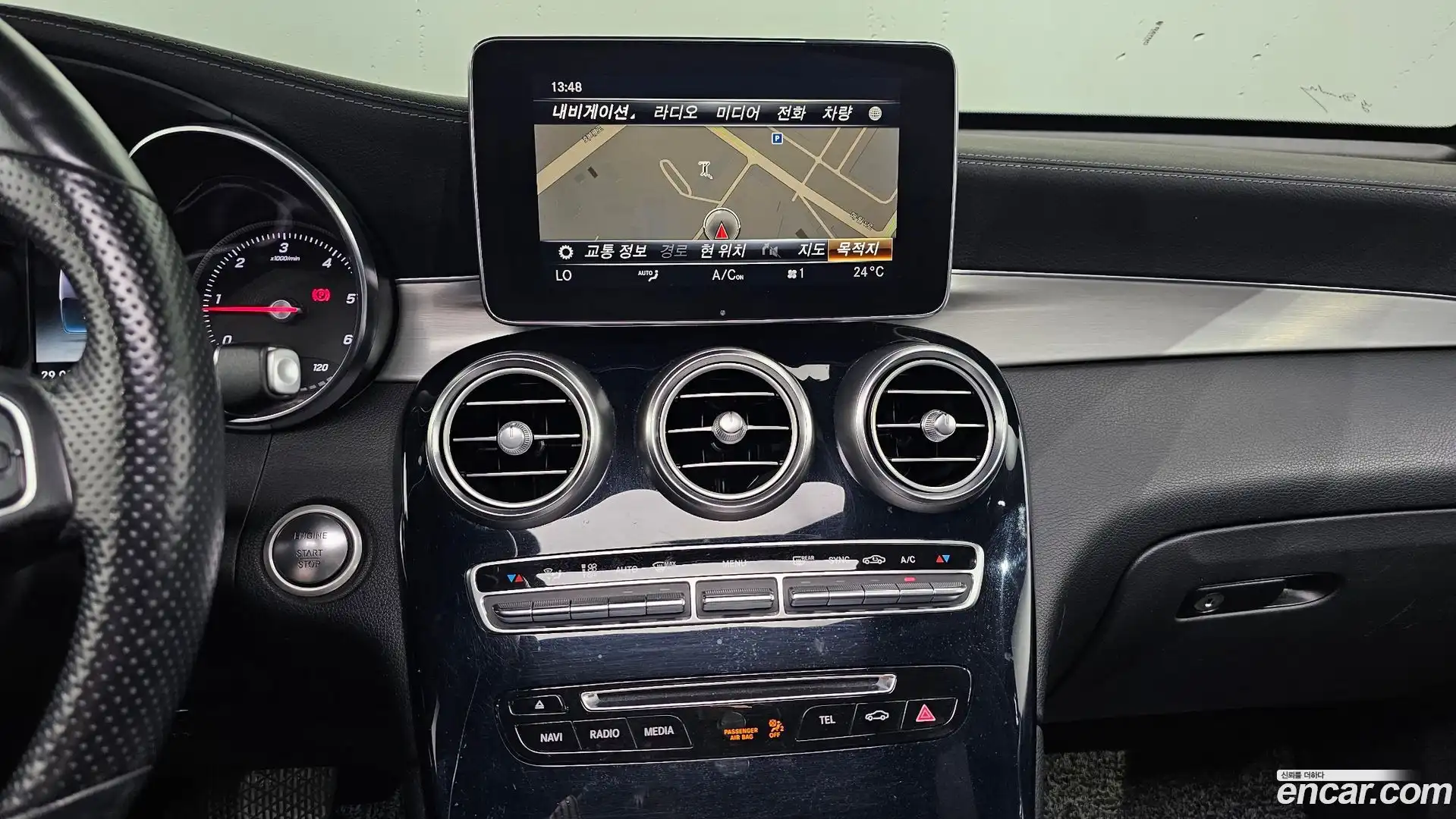 GLC-Class Mercedes-Benz 2017.11-OPTION-016