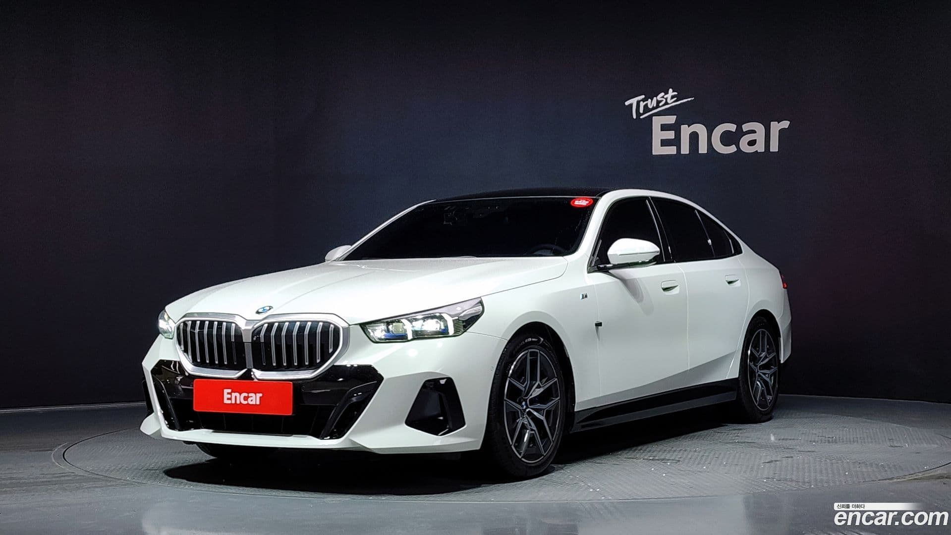 Main__Slider__Photo:5-Series BMW 2025.2-0