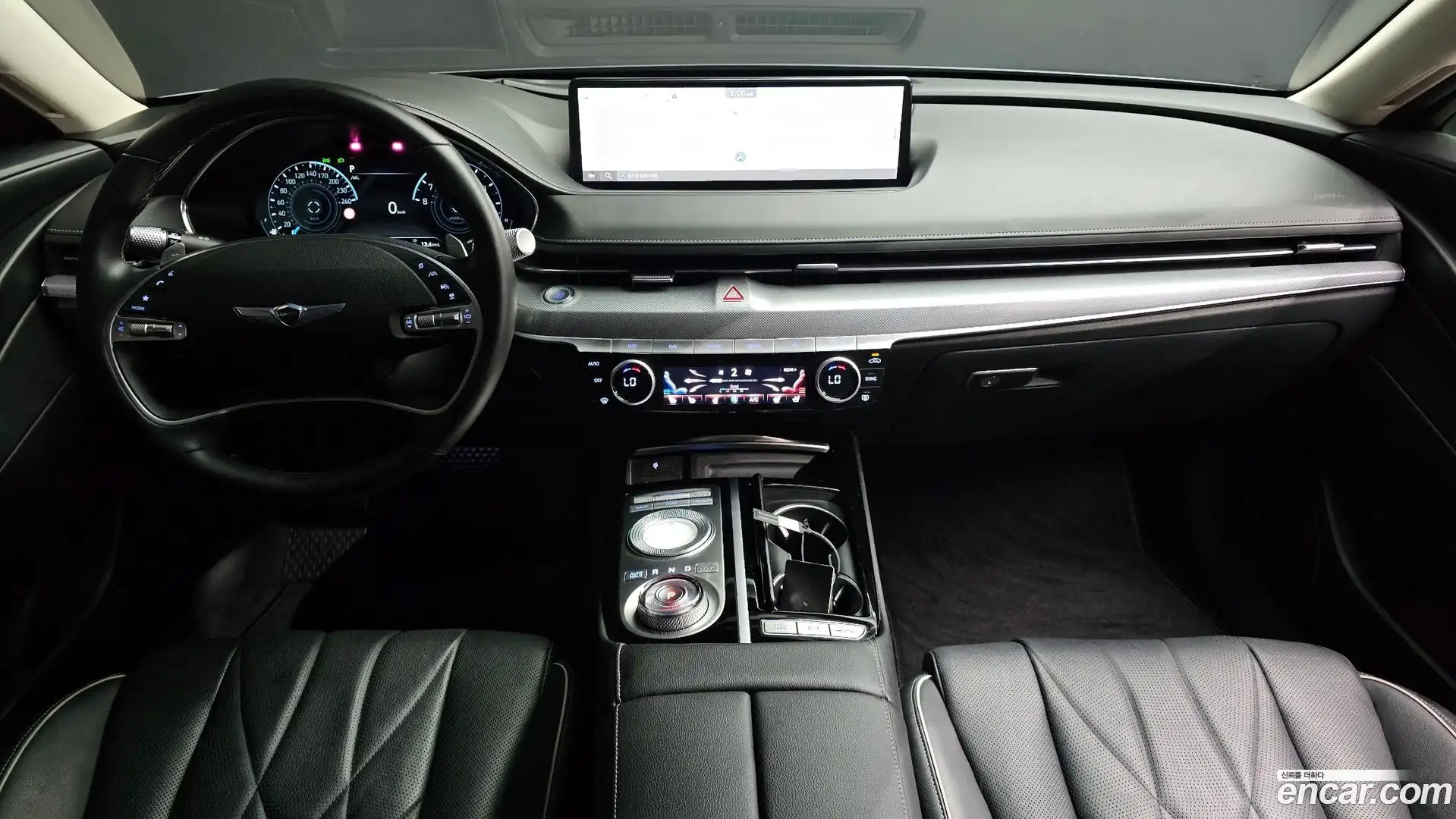 G80 Genesis 2022.0-INNER-007
