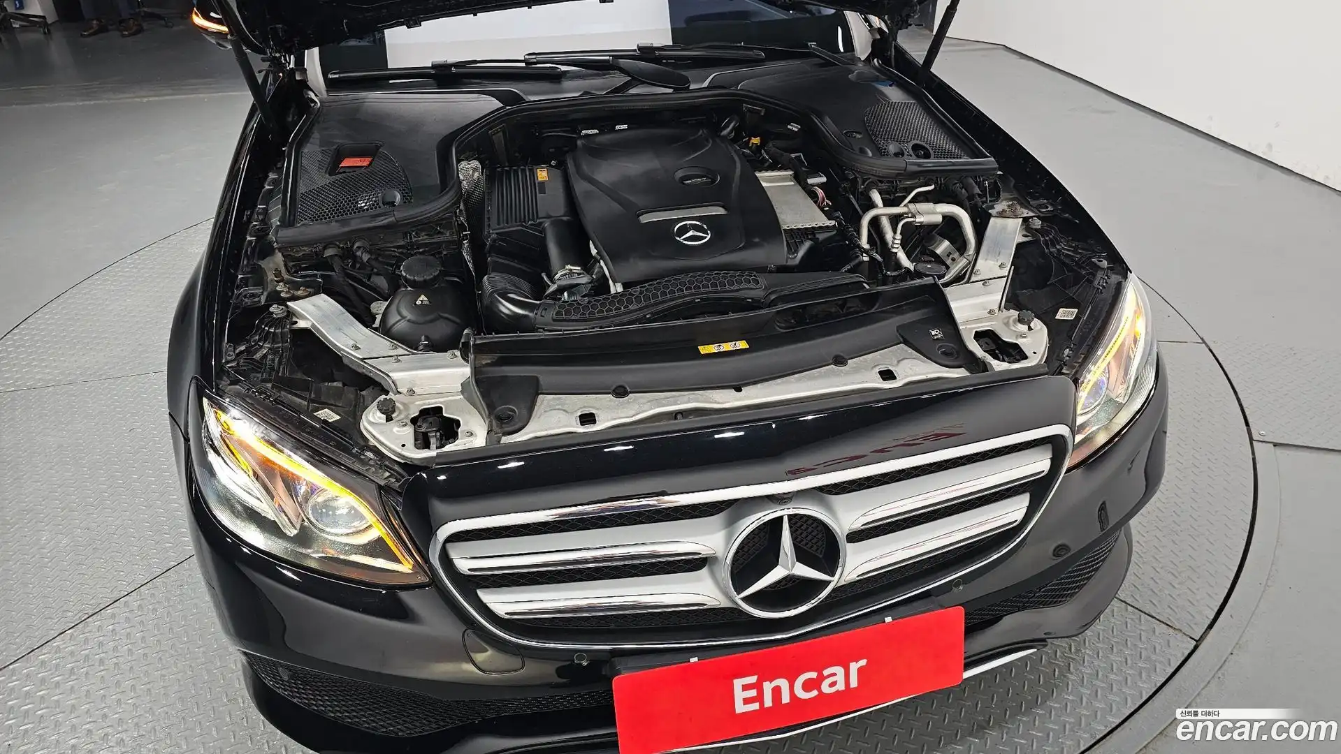 E-Class Mercedes-Benz 2018.10-OUTER-006