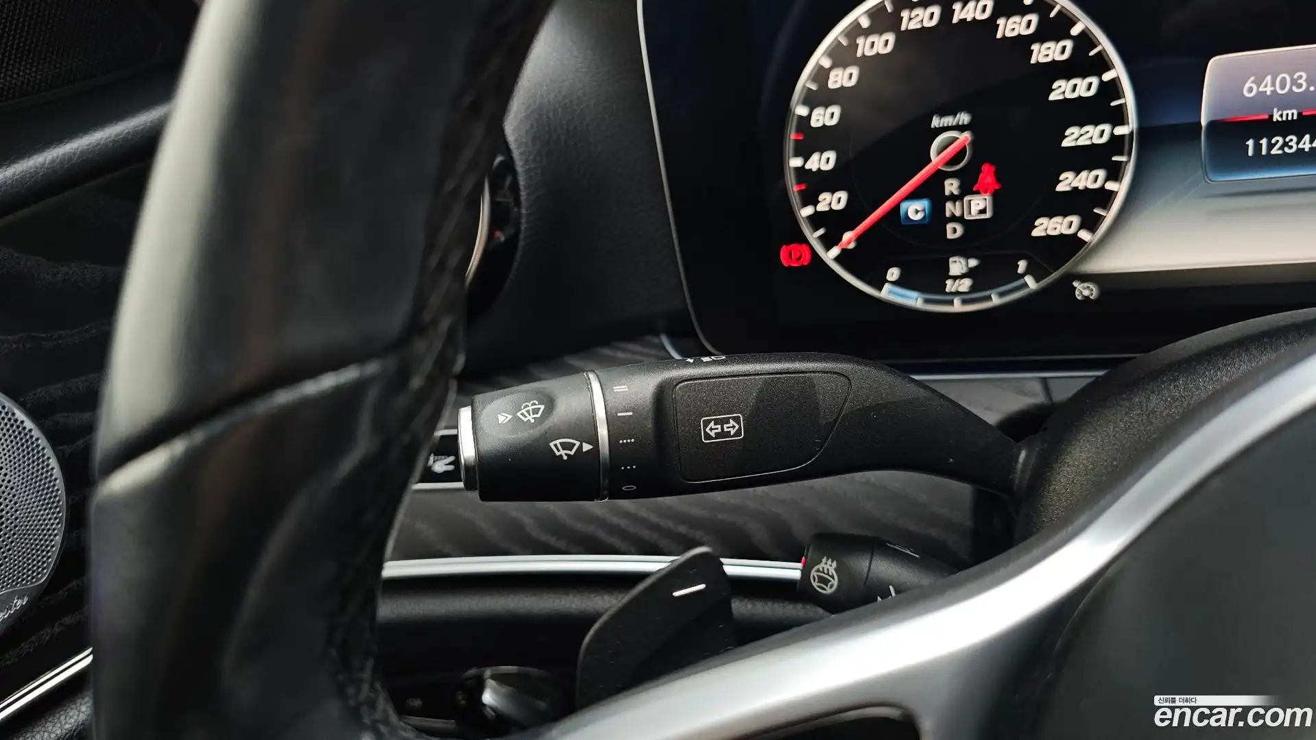 E-Class Mercedes-Benz 2018.10-OPTION-047