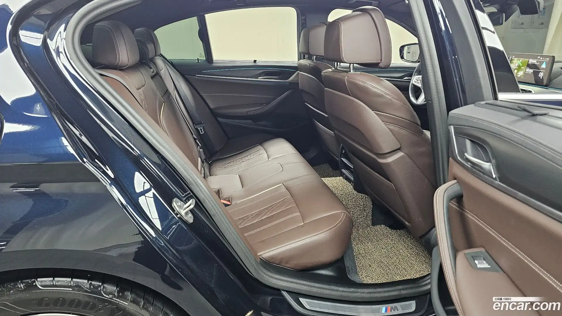 5-Series BMW 2023.5-OPTION-015